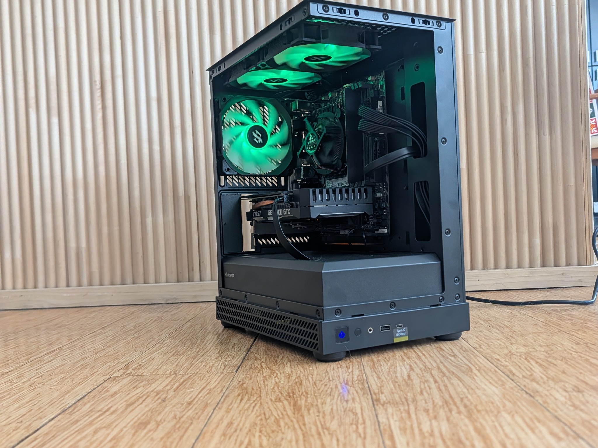 Custom gaming PC | GTX 1660 | I5 9400F | 16GB | 512GB |