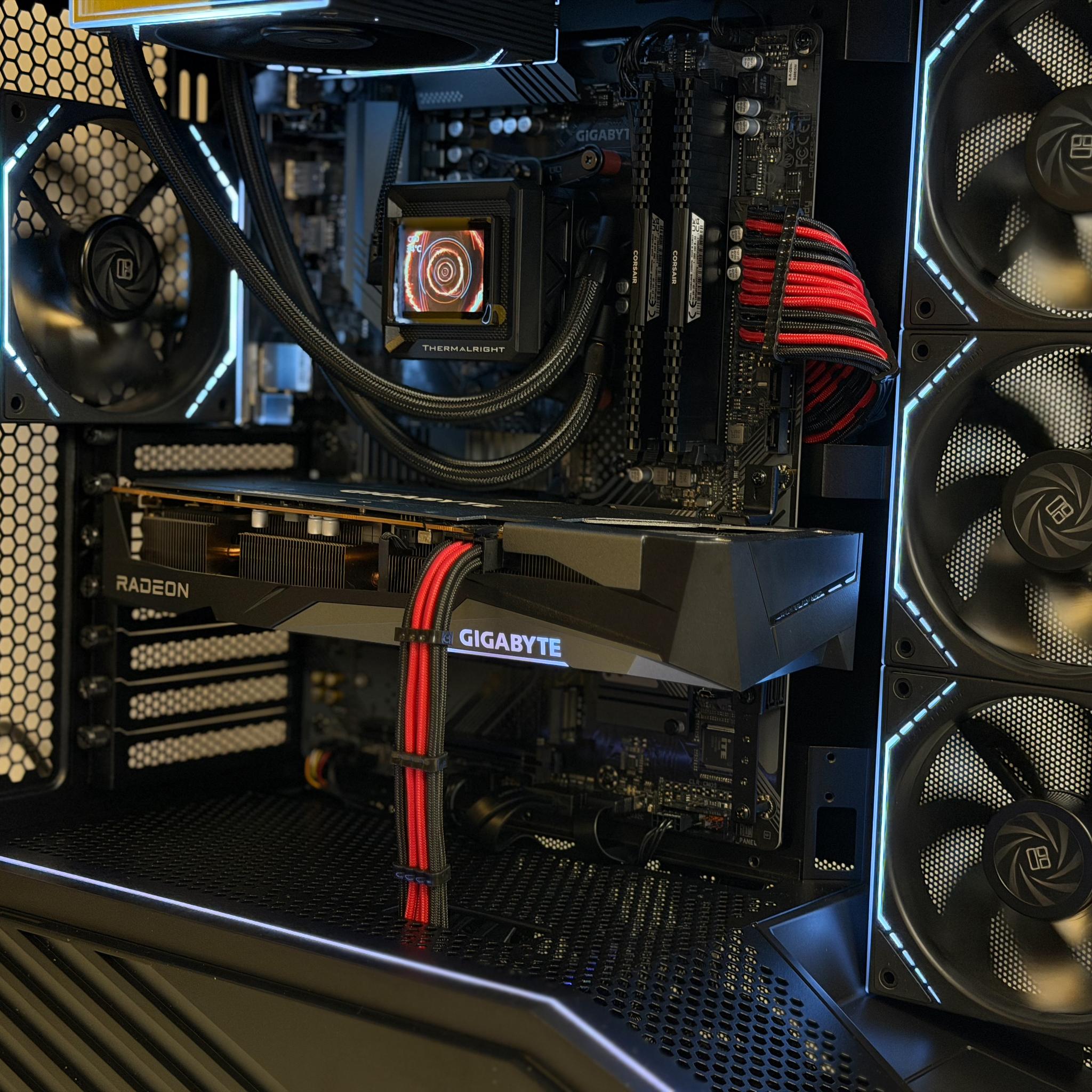 1080p Gaming - RX 6600 XT | Ryzen 5 5500 | 512GB SSD | 16GB DDR4
