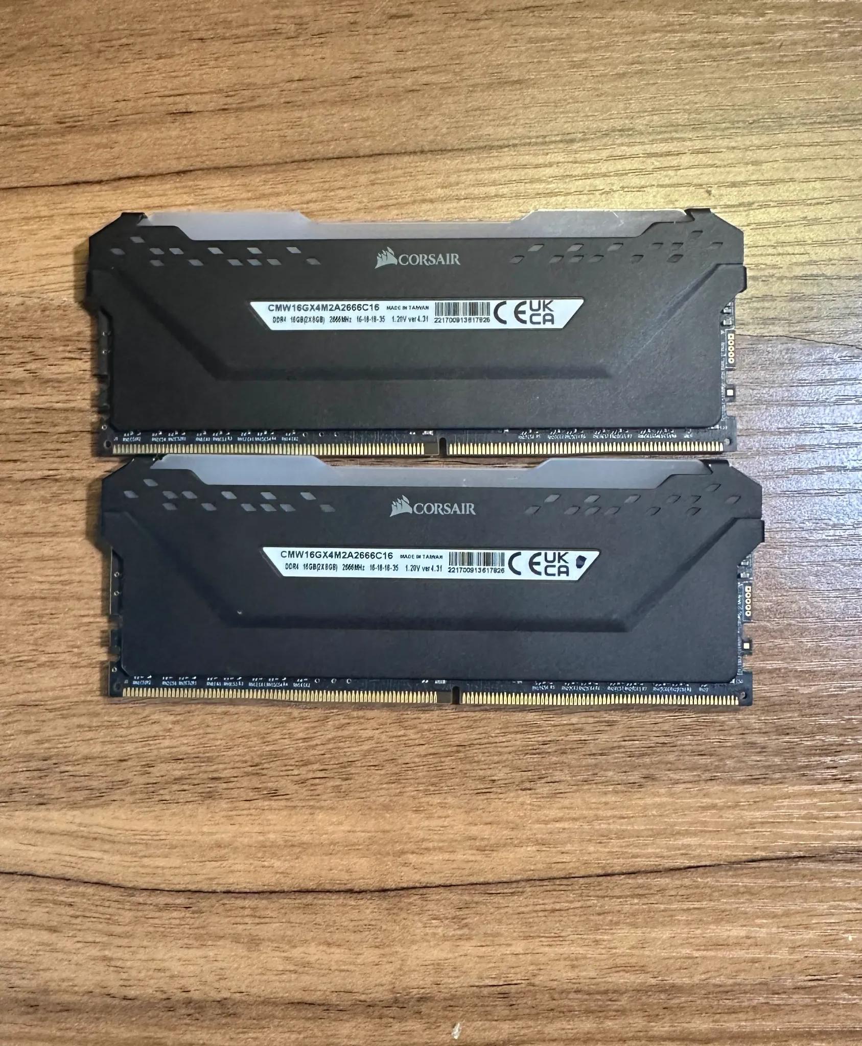 Corsair Vengeance RGB PRO 1x8GB 8GB DDR4 2666MHz Memory Kit