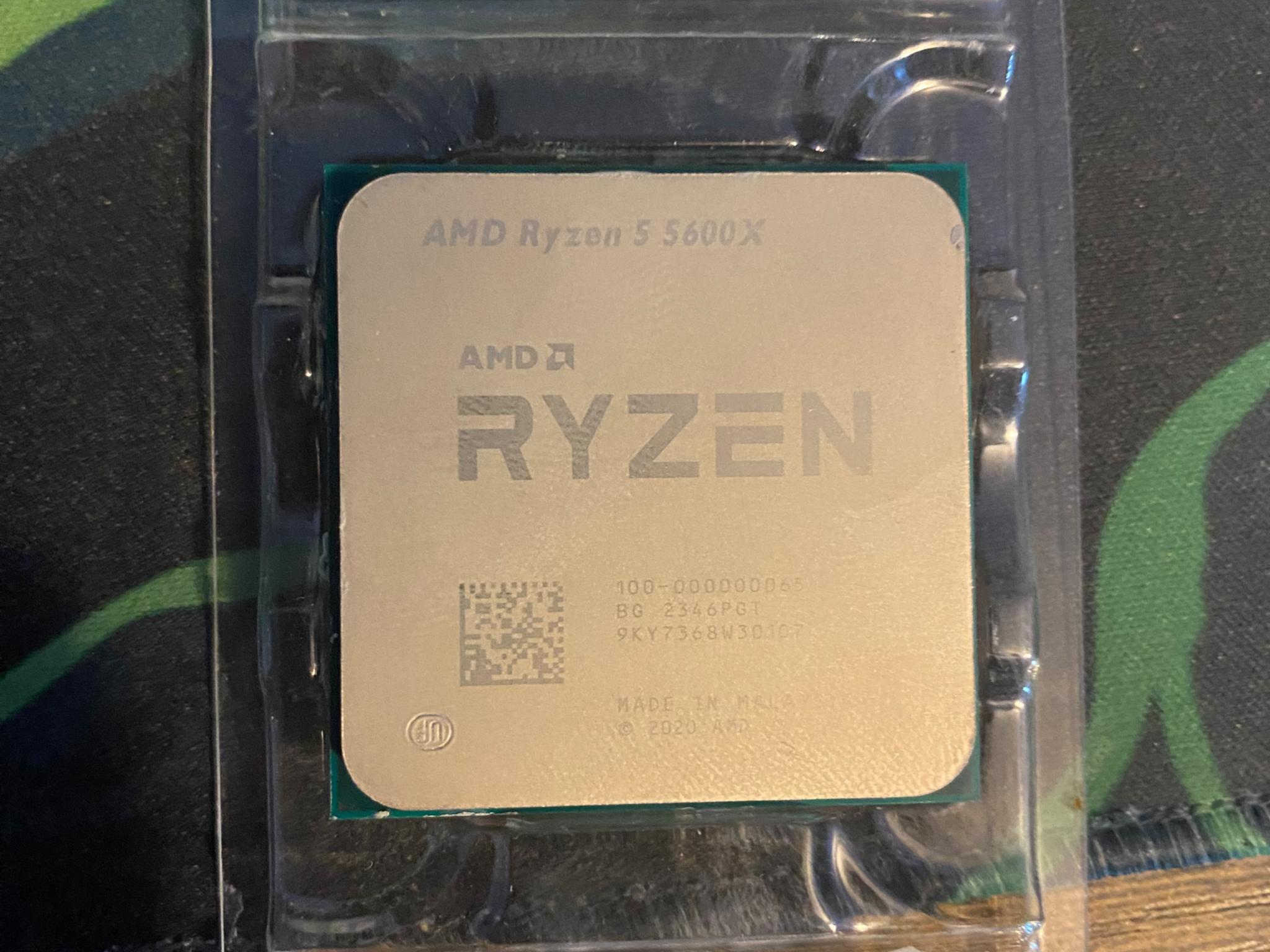 Ryzen 5 5600x CPU with cooler