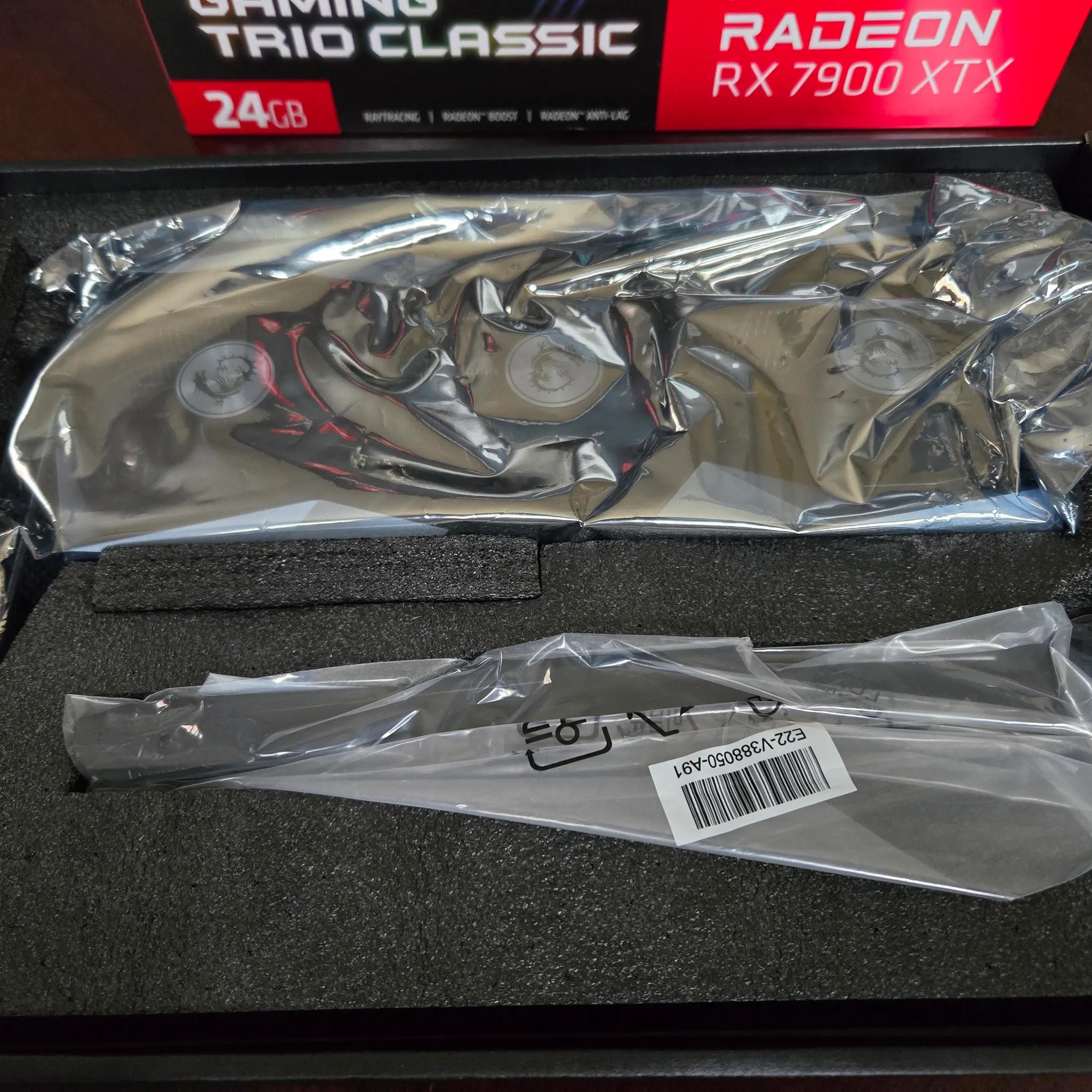 RX7900 XTX GAMING TRIO CLASSIC 24G **FAST SHIPPING**