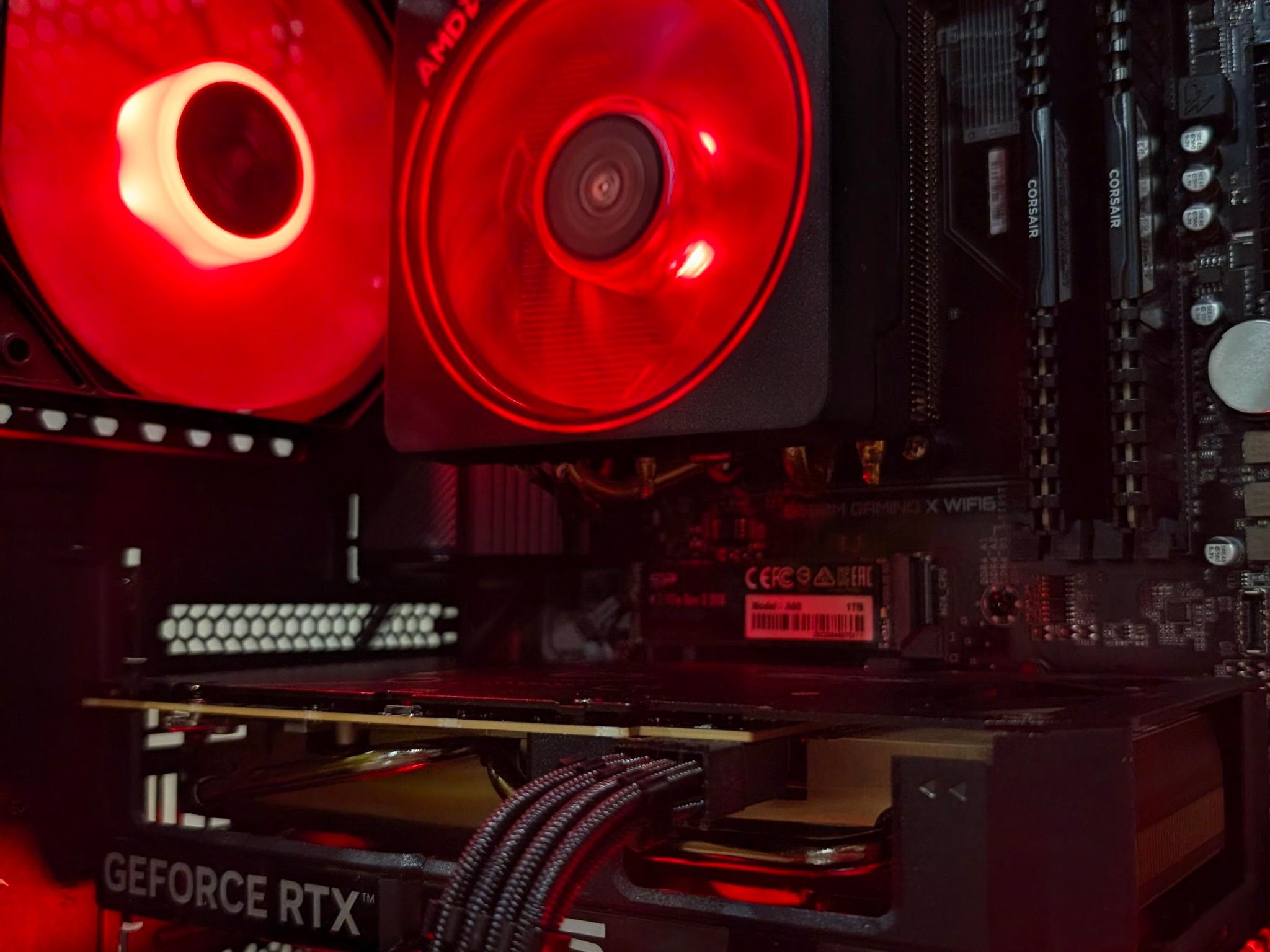 Gaming PC // RTX 5060 - Ryzen 7 3700X