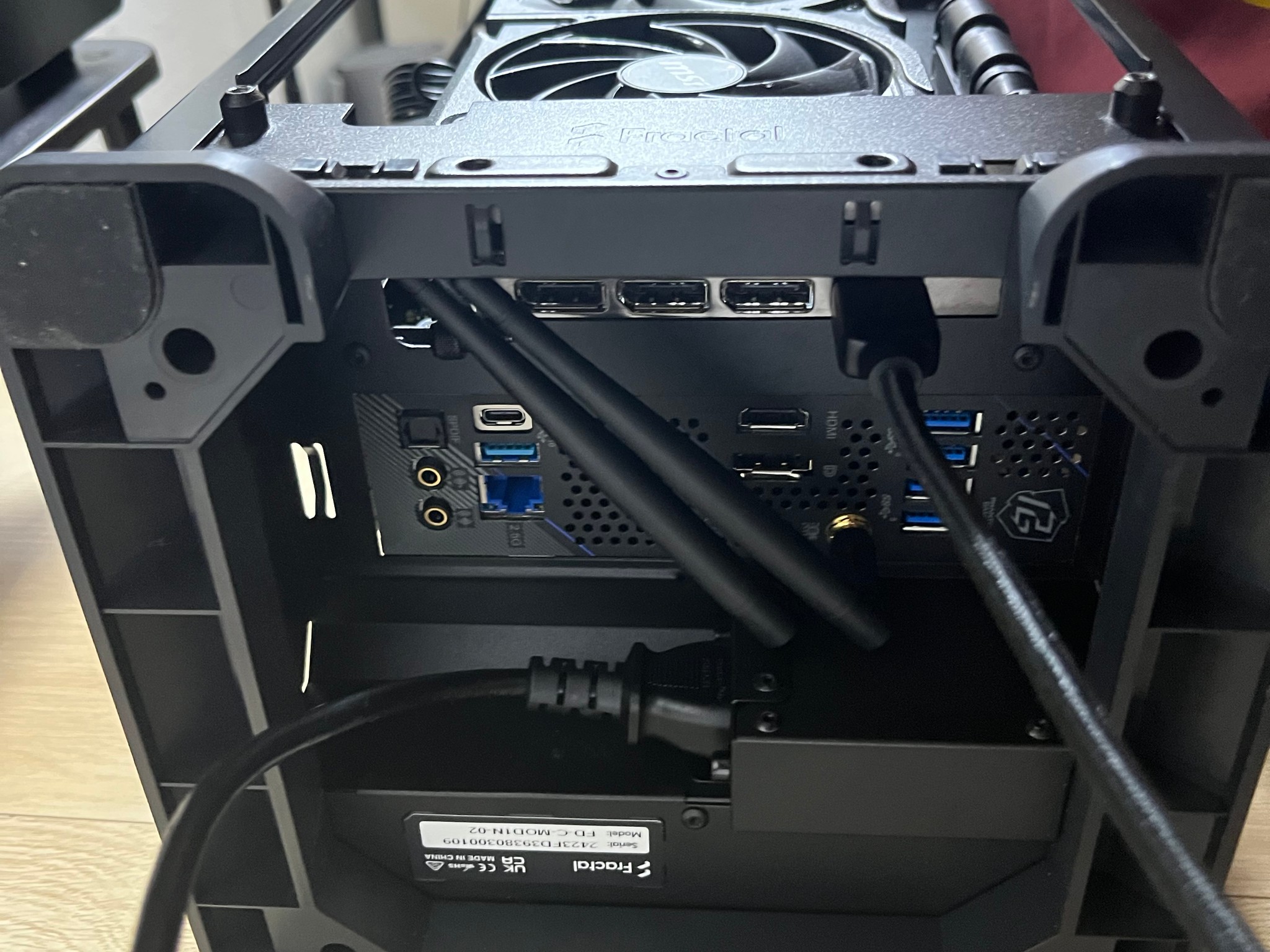Custom Gaming PC RTX 5060, i5 12400F, 32GB DDR5, 1TB m.2 ssd, Fractal Mood, Asrock B760i Mini ITX