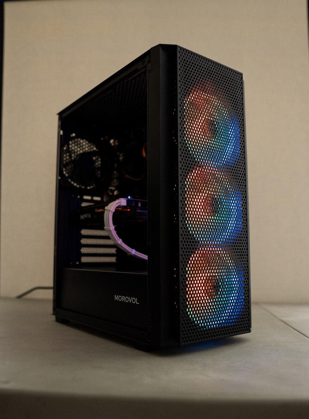 🟢⚪ | INTEL i7 7700K | RX 570 | 8GB DDR4 RAM | 256GB NVME SSD