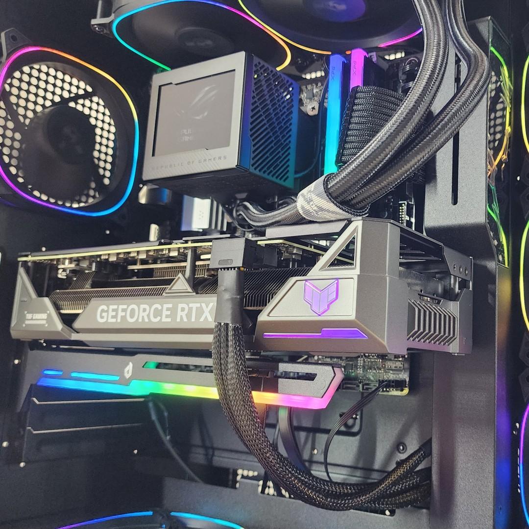 Gaming PC Ryzen 7 7800X3D 32GB RAM 2TB SSD RTX 4070 Ti 12GB Windows 11