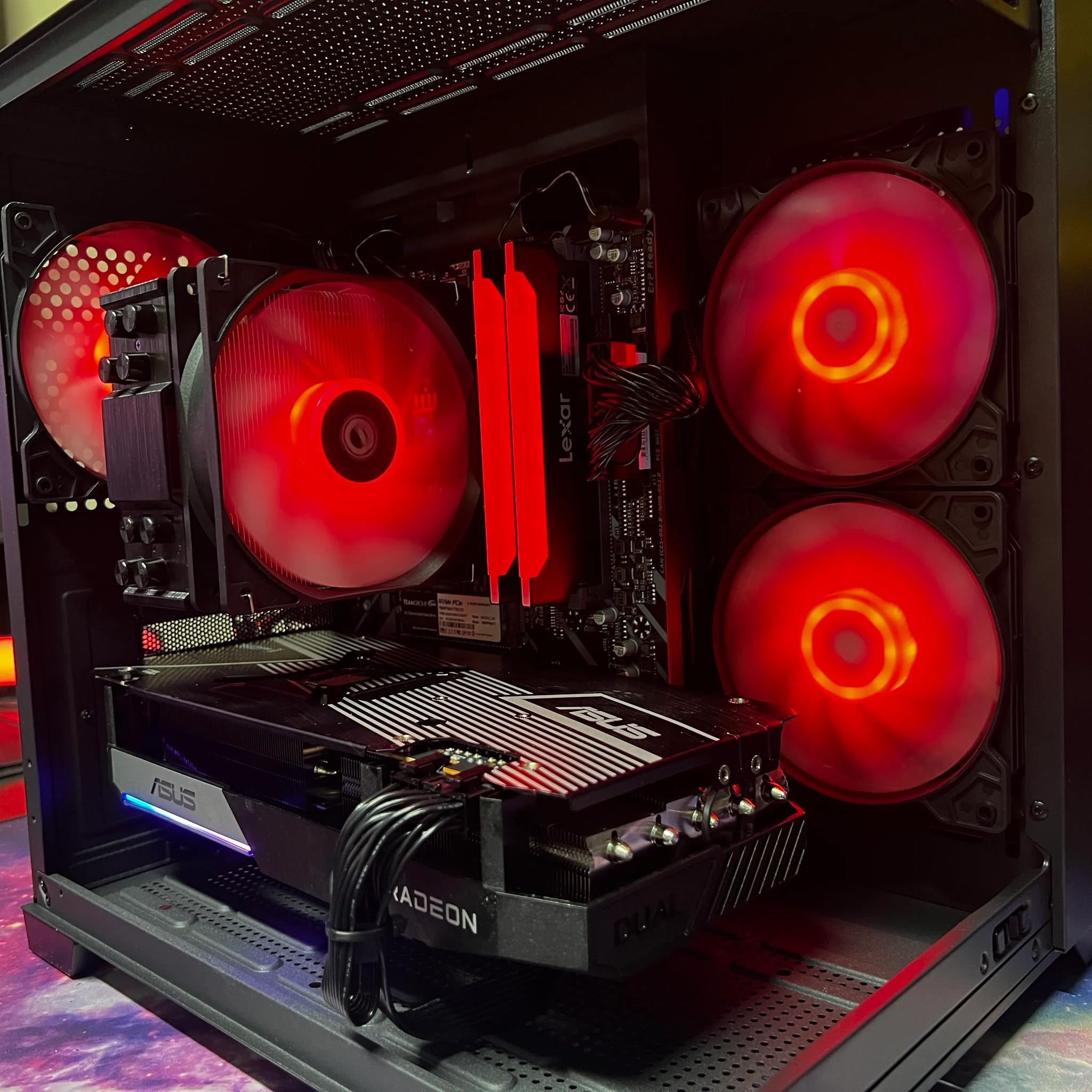 Nero || Ryzen 5 5600X + RX6700XT 12G w/ 1TB SSD M.2 NVMe & 16GB of DDR4 RAM