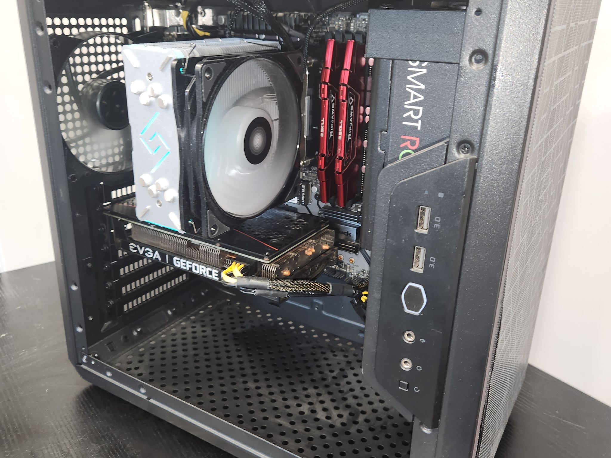 RTX 3060 12 GB Gaming/ streaming mid range gaming pc!