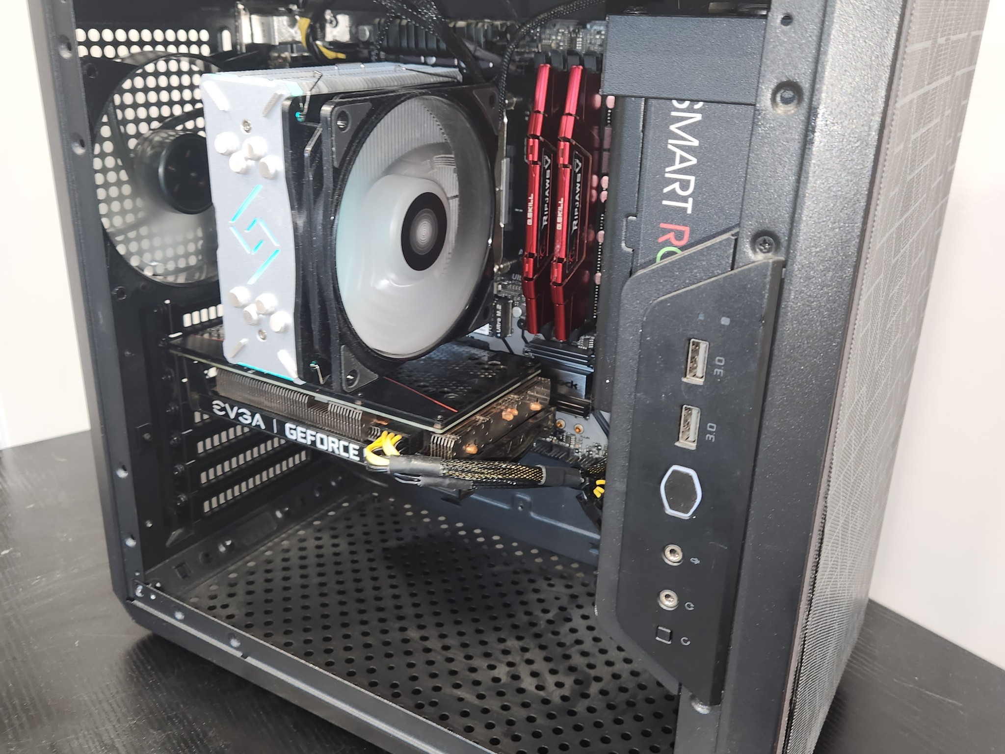 RTX 3060 12 GB Gaming/ streaming mid range gaming pc!