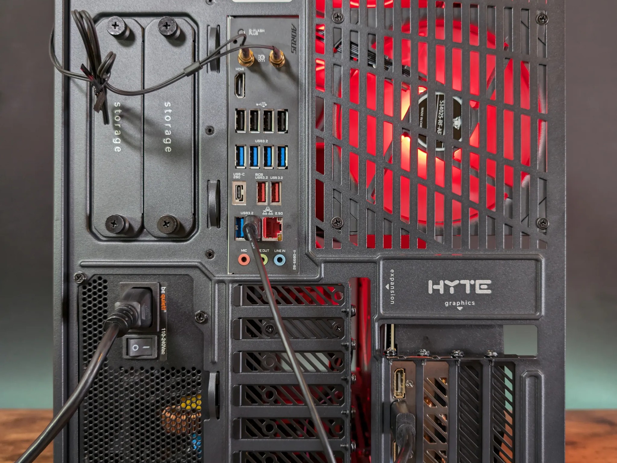 RTX 4090 // Ryzen 9 7950x3D // 64GB DDR5 // 2TB Samsung 990 Pro // WiFi