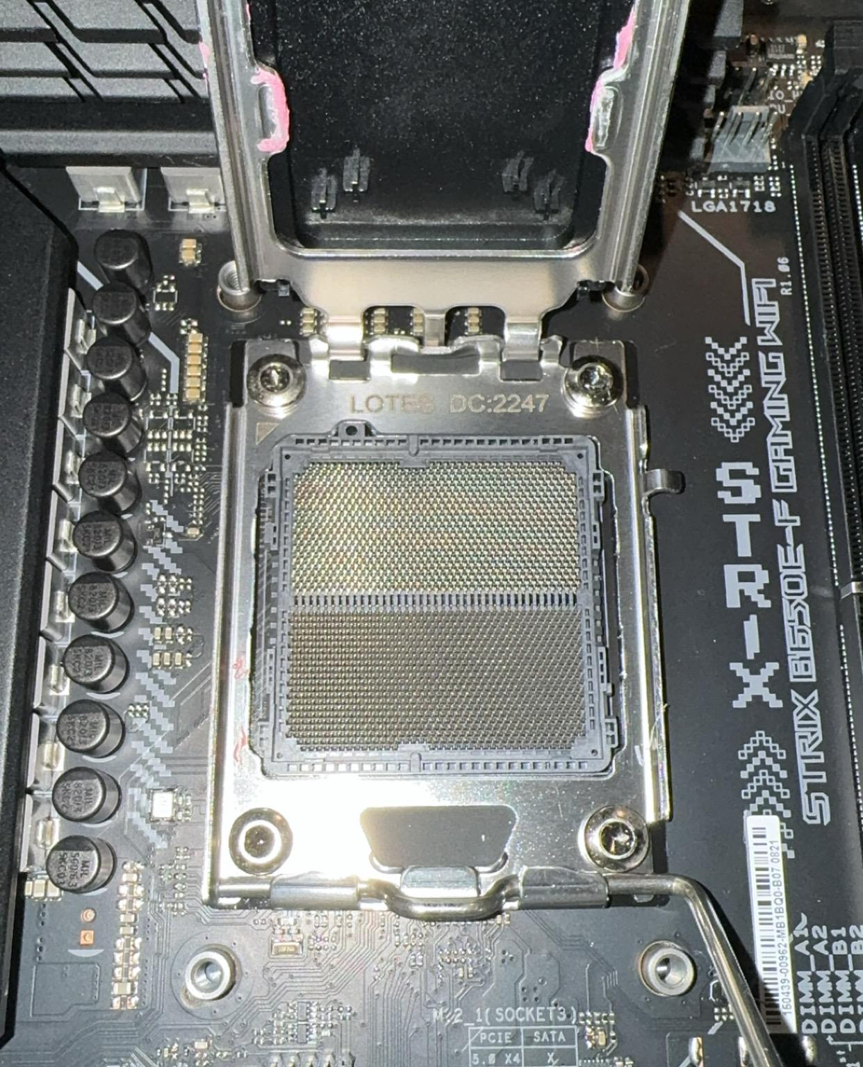 ASUS ROG Strix B650E-F Motherboard