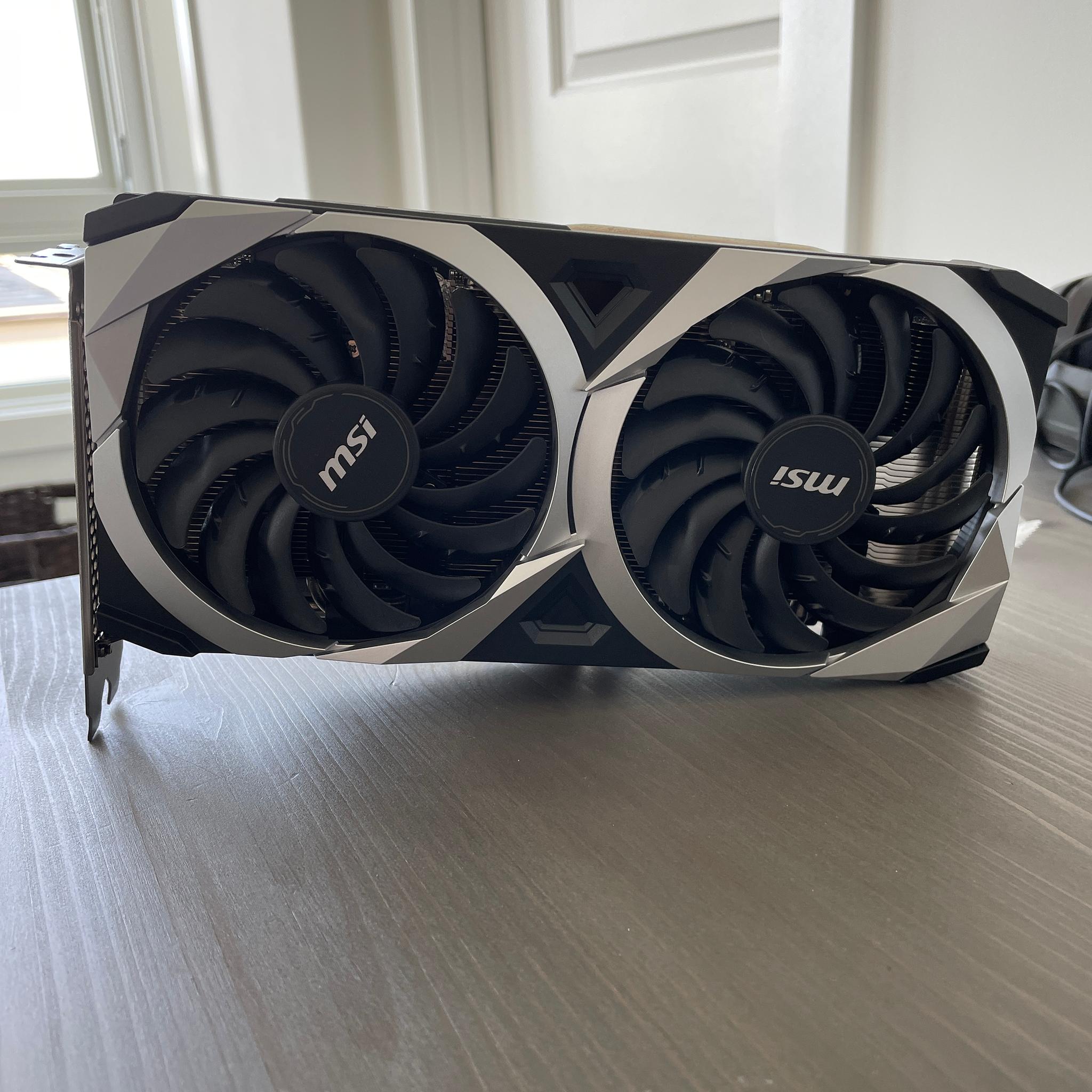 Radeon RX 7600 8 GB VRAM | MSI MECH 2X CLASSIC OC