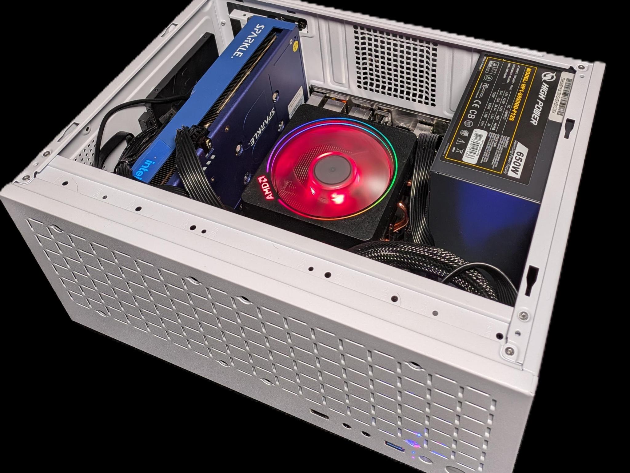 READY-TO-PLAY BUNDLE | Ryzen 7 7700X | Sparkle Intel Arc B570 OC | 32GB DDR5