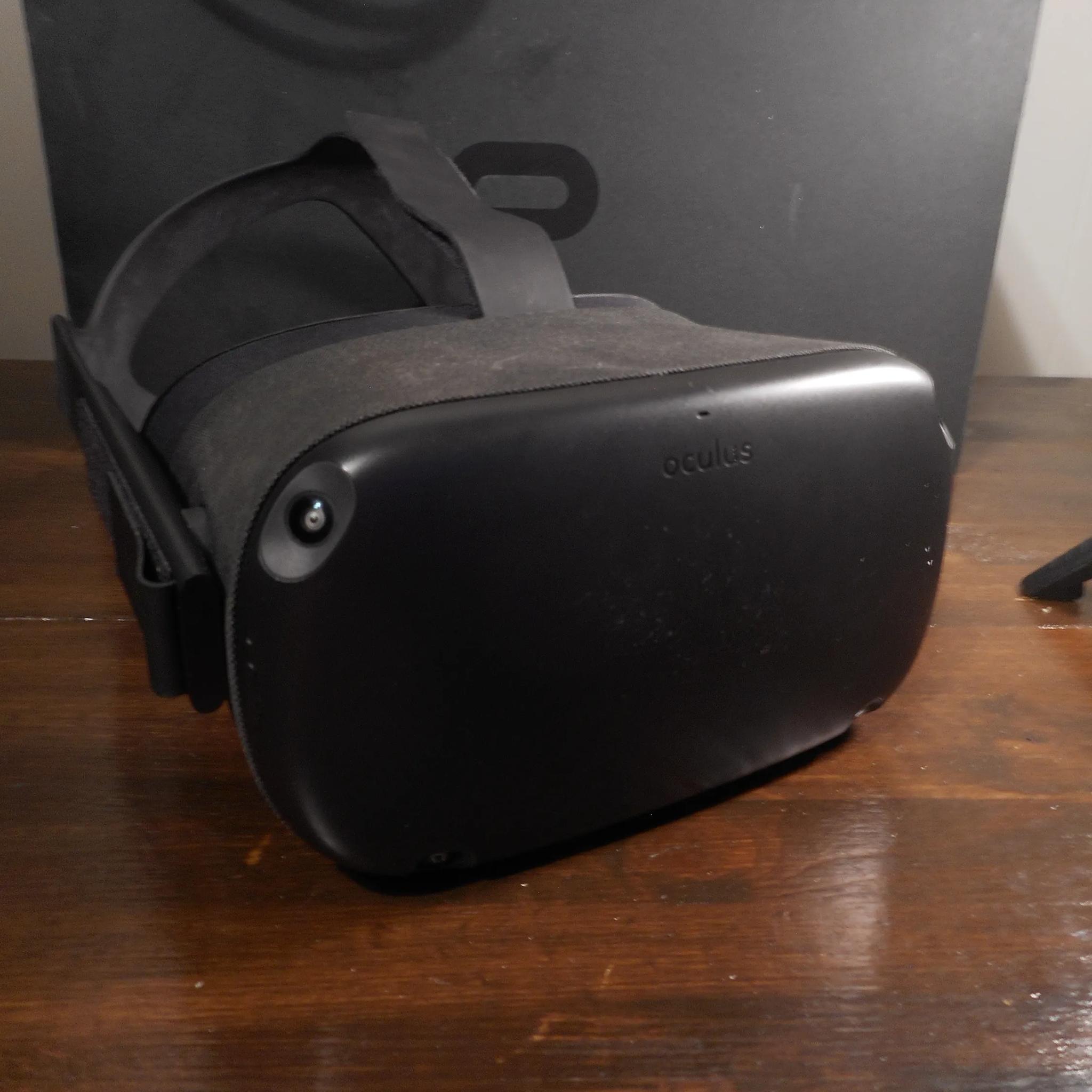 Oculus Quest 1 64gb + Link Cable