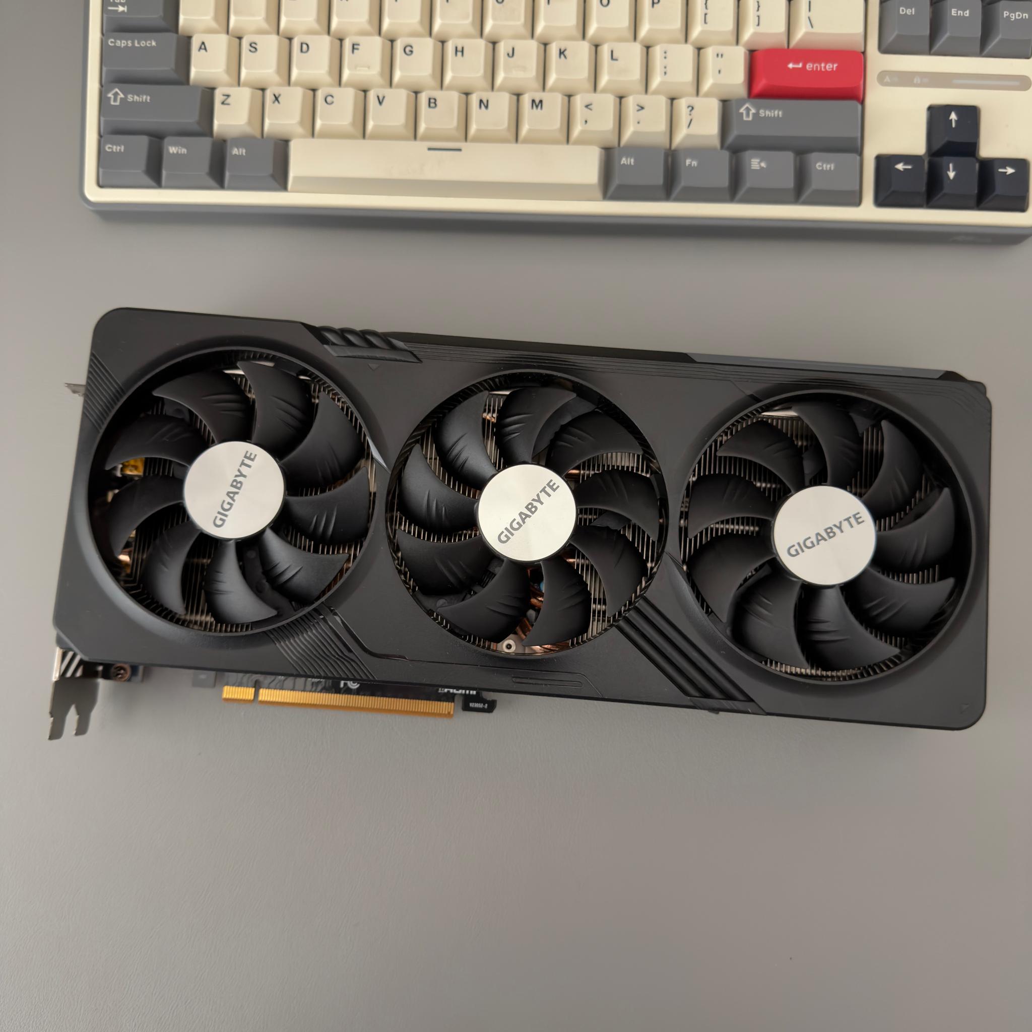RX 7800 XT GPU