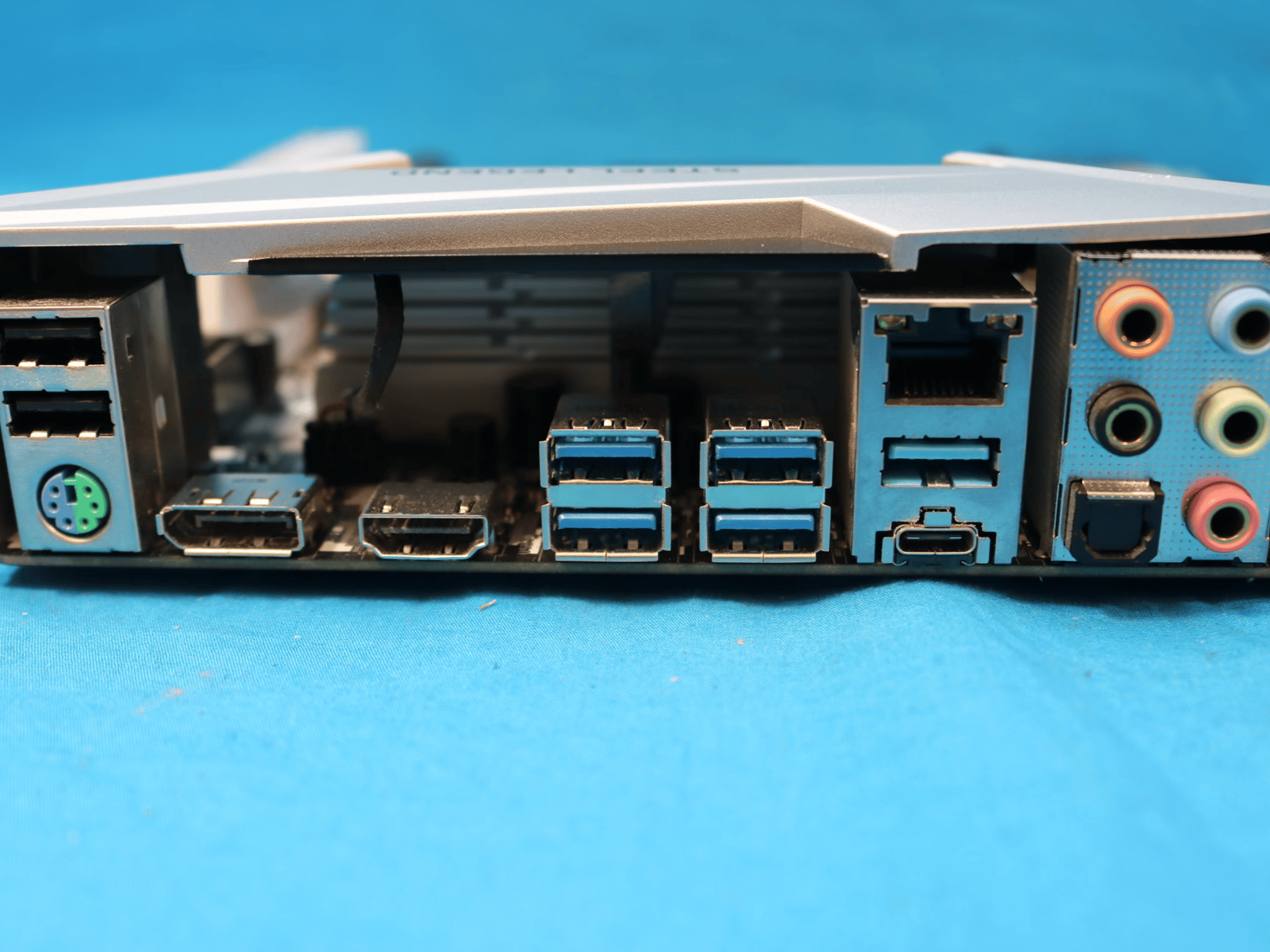 *Newst BIOS* ASRock B450M Steel Legend AMD Socket AM4 DDR4 MicroATX RGB Desktop Motherboard & I/O