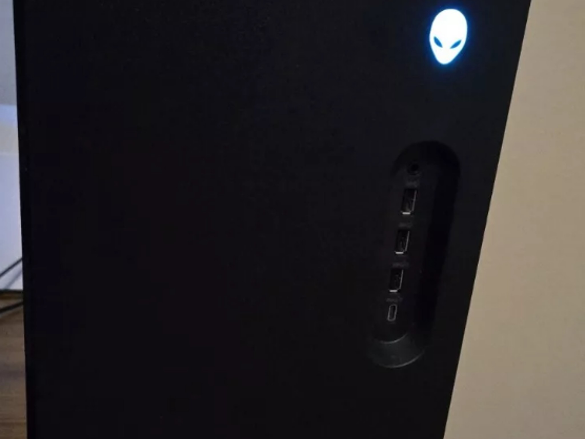 Alienware Aurora R16 Gaming \Intel Core i9-13900F\32GB DDR5\RTX 4070