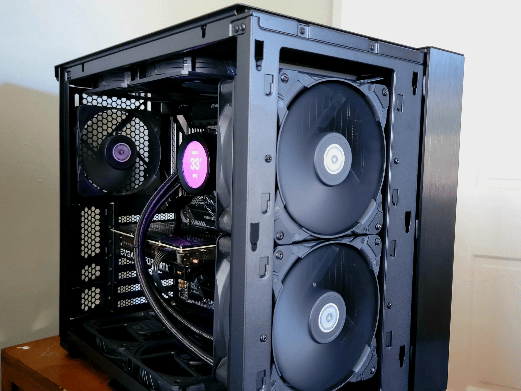 Intel i9 10900kf - EVGA 3060 XC - Lian LI 011 Air mini