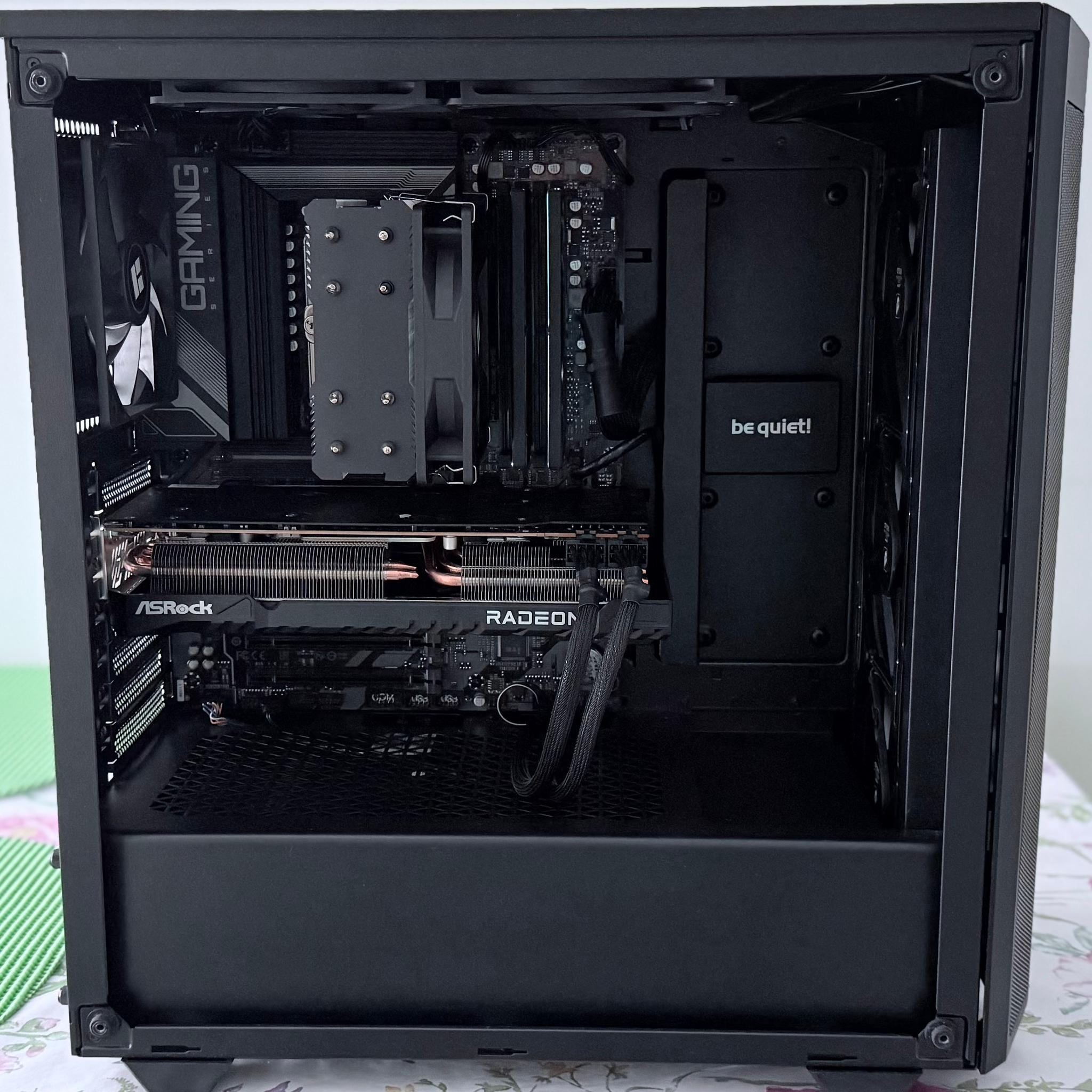 Ryzen 5 7600x | RX 7700XT 12 GB | 32 GB DDR5 6000 | 1.25 TB NVME 2.0 | NO ARGB