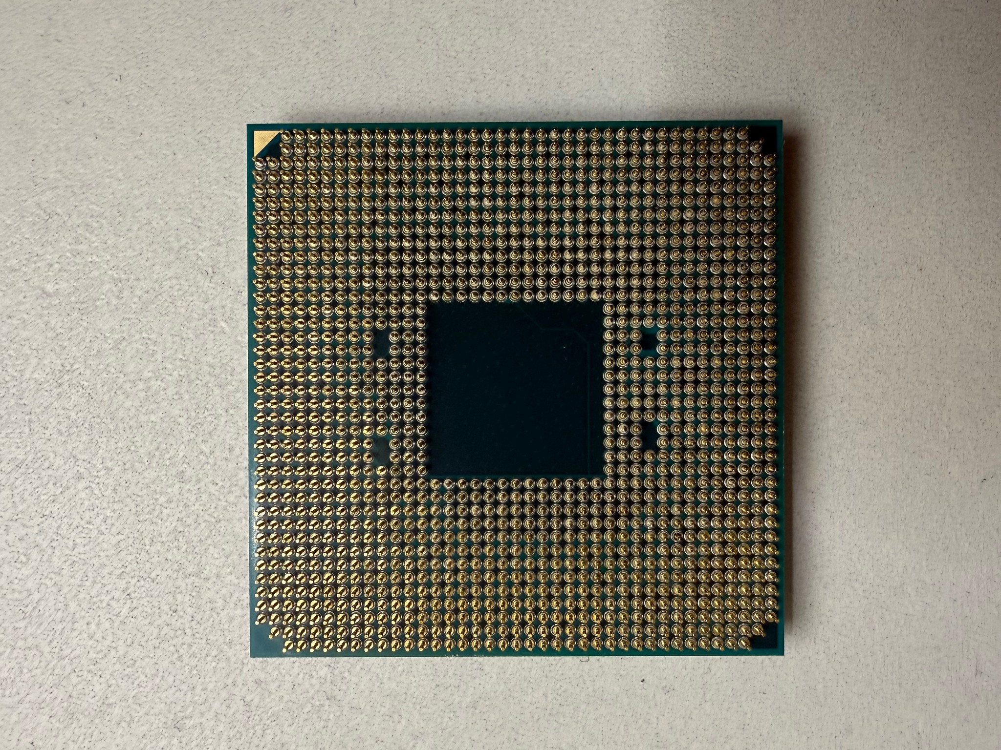 AMD Ryzen 5 1600 with Wraith Cooler