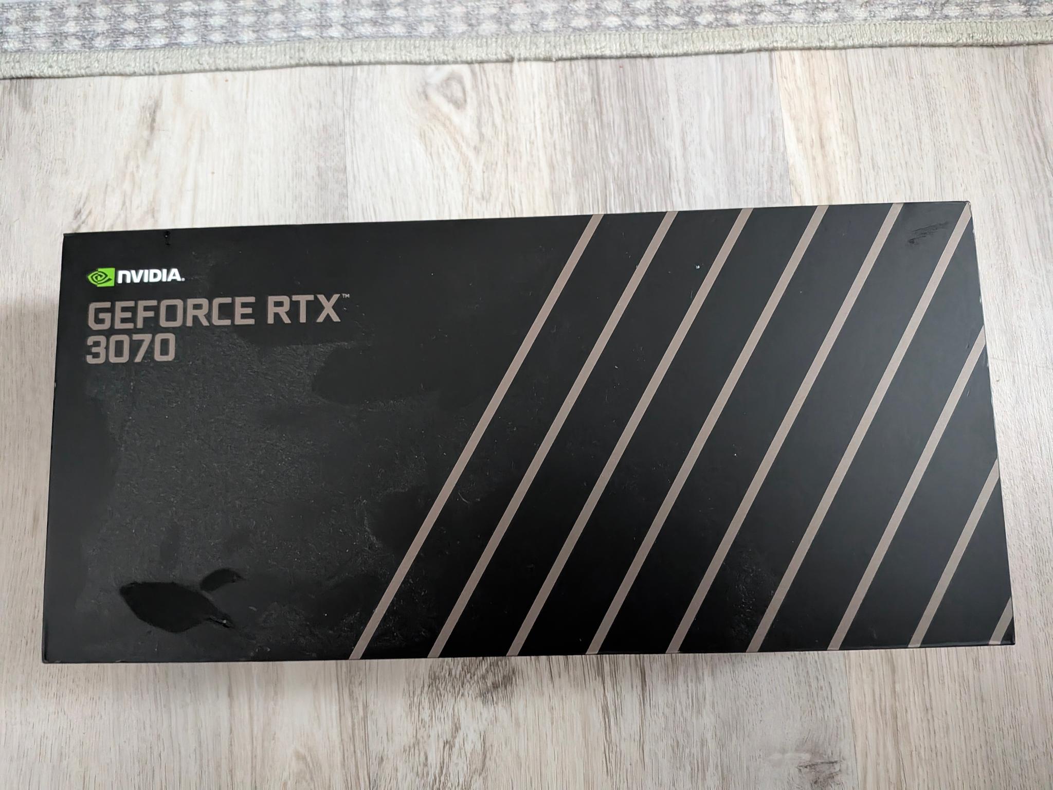 NVIDIA GeForce RTX 3070 Founders Edition w/box and 12 pin power