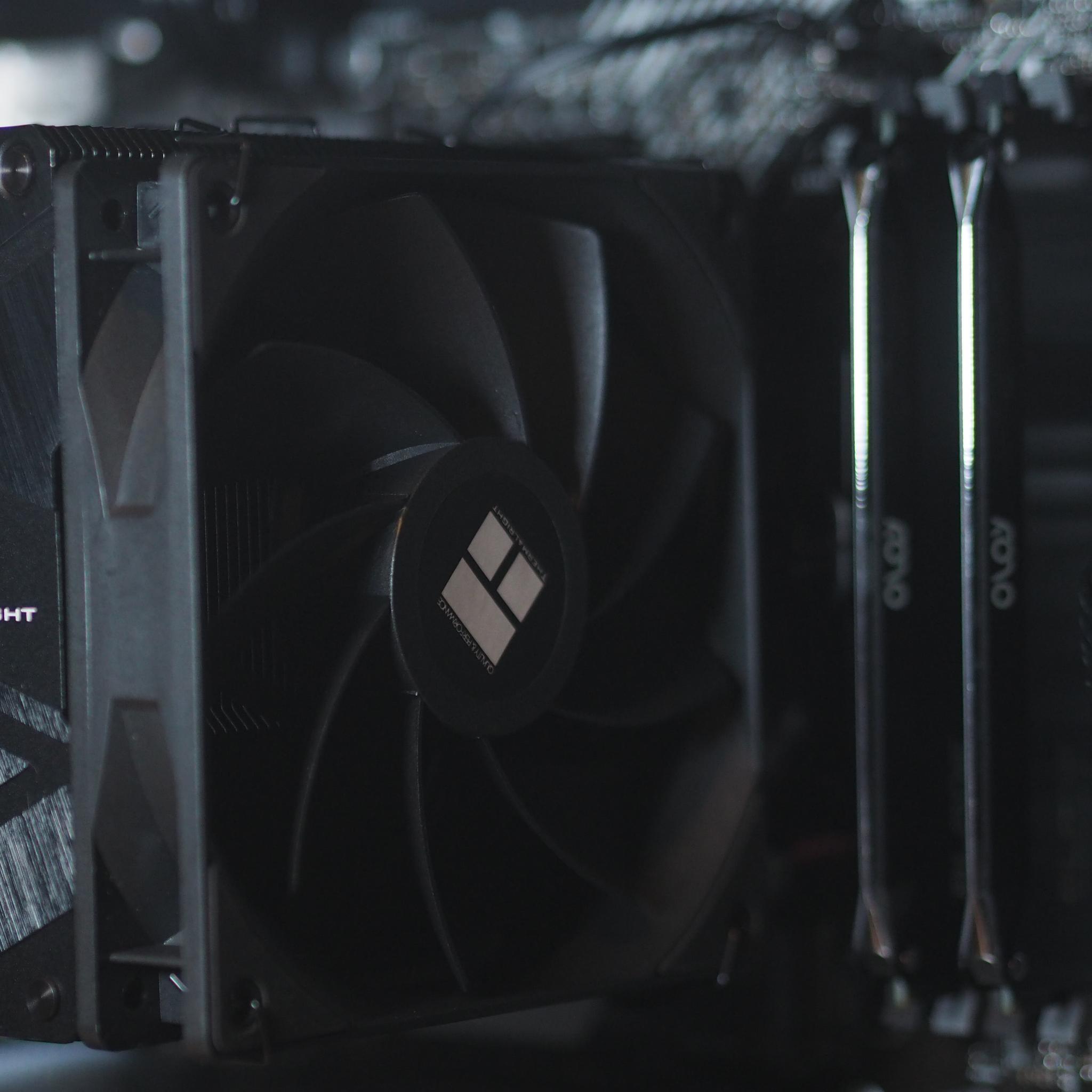 👾⚫ Black Friday SALE! ⚫👾 The EMBER PC