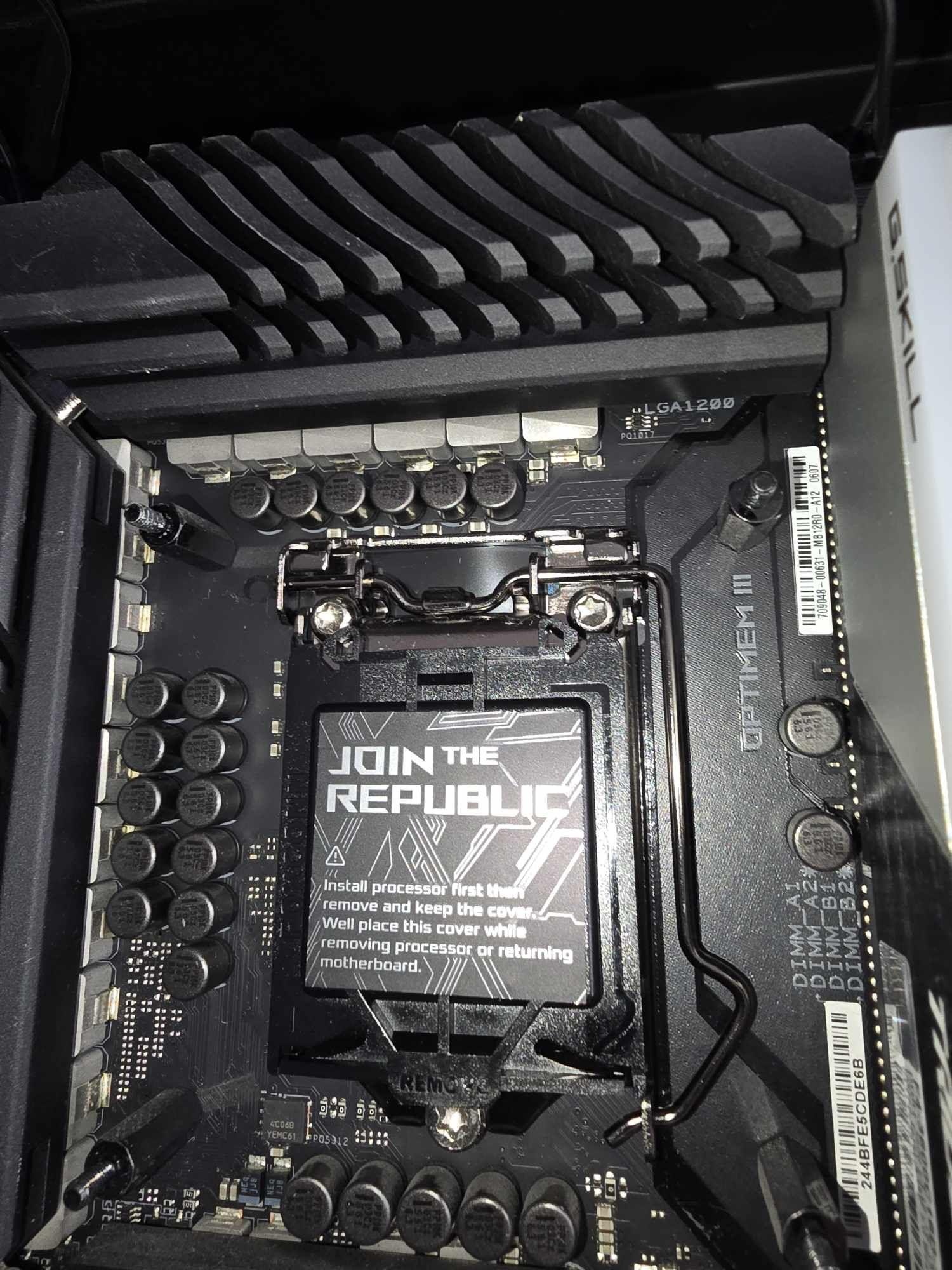 Asus ROG Maximus XII Hero (Wi-Fi) Z490 LGA 1200 ATX Motherboard Intel