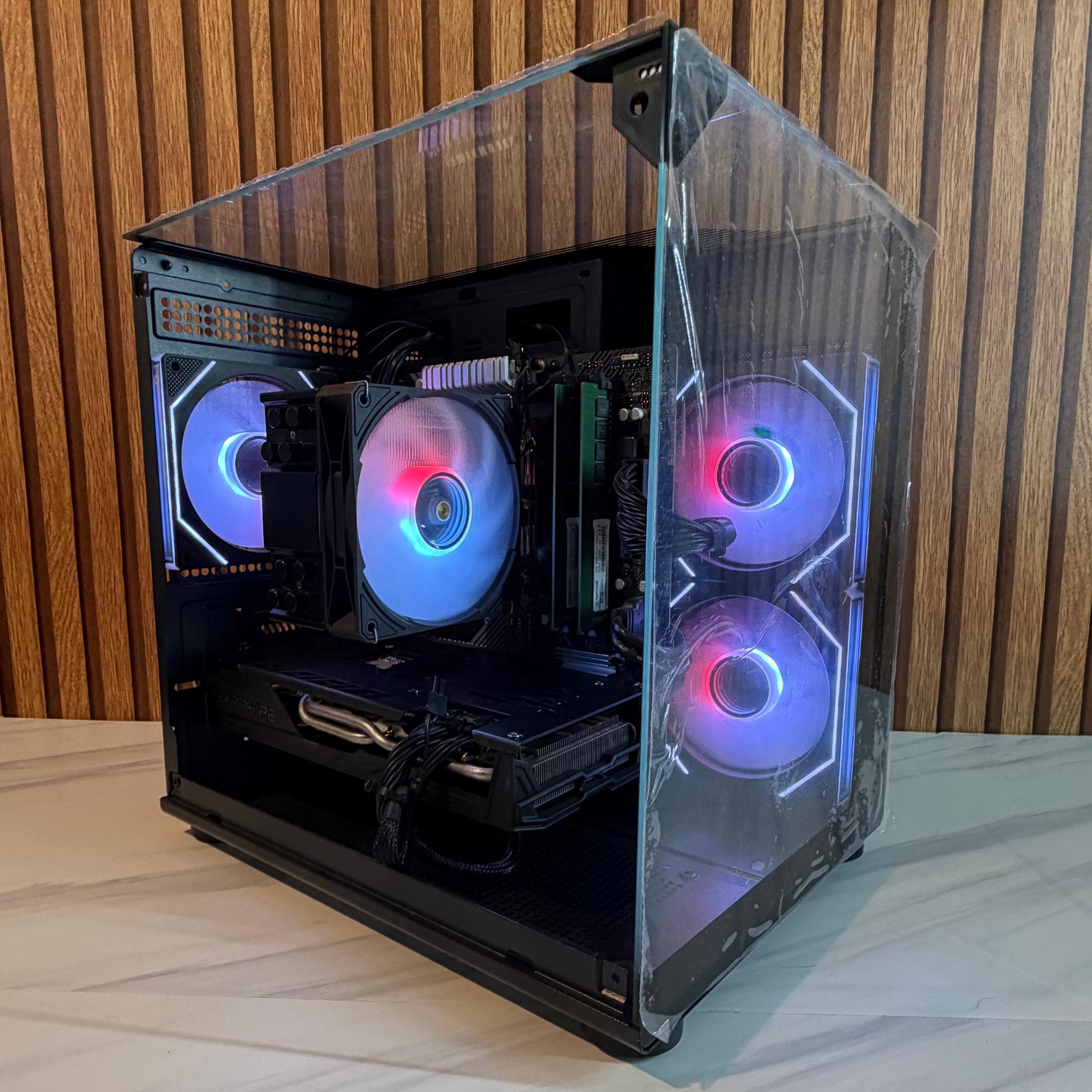RX 5700XT | RYZEN 5 3600 | 16GB DDR4 | 500GB SSD