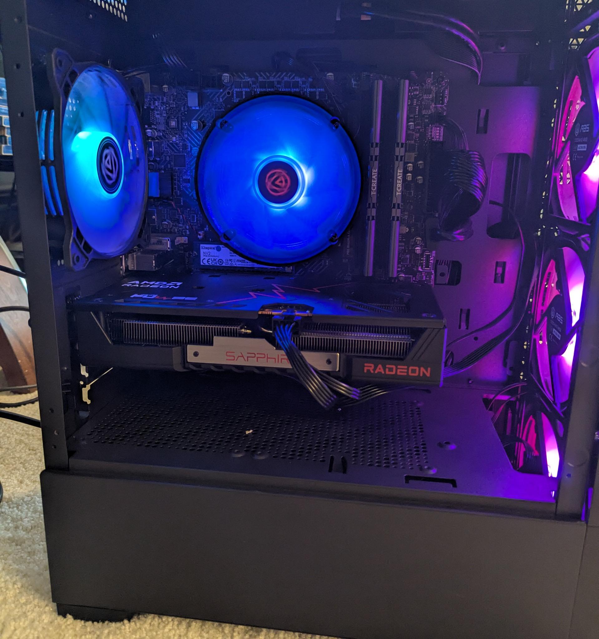 Custom Gaming PC Build/13400f/1TB/32GB/9060 XT 16GB