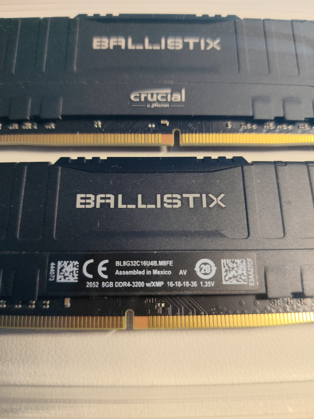 Crucial Ballistix 16GB (2x8GB) RAM DDR4 | Jawa