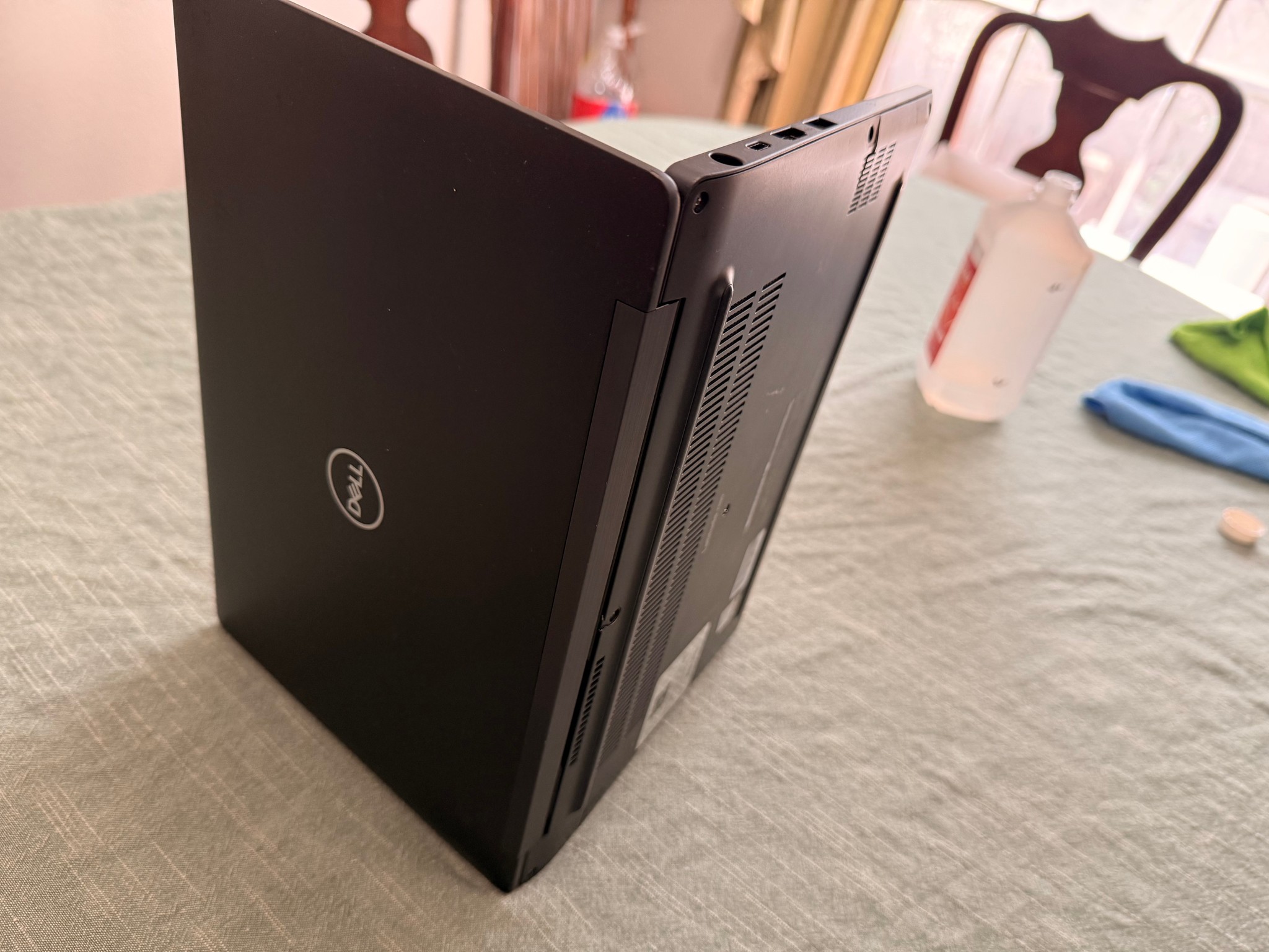 Like NEW Dell Latitude 7390 Notebook 8GB Ram Used, Like-New Dell Business Laptop