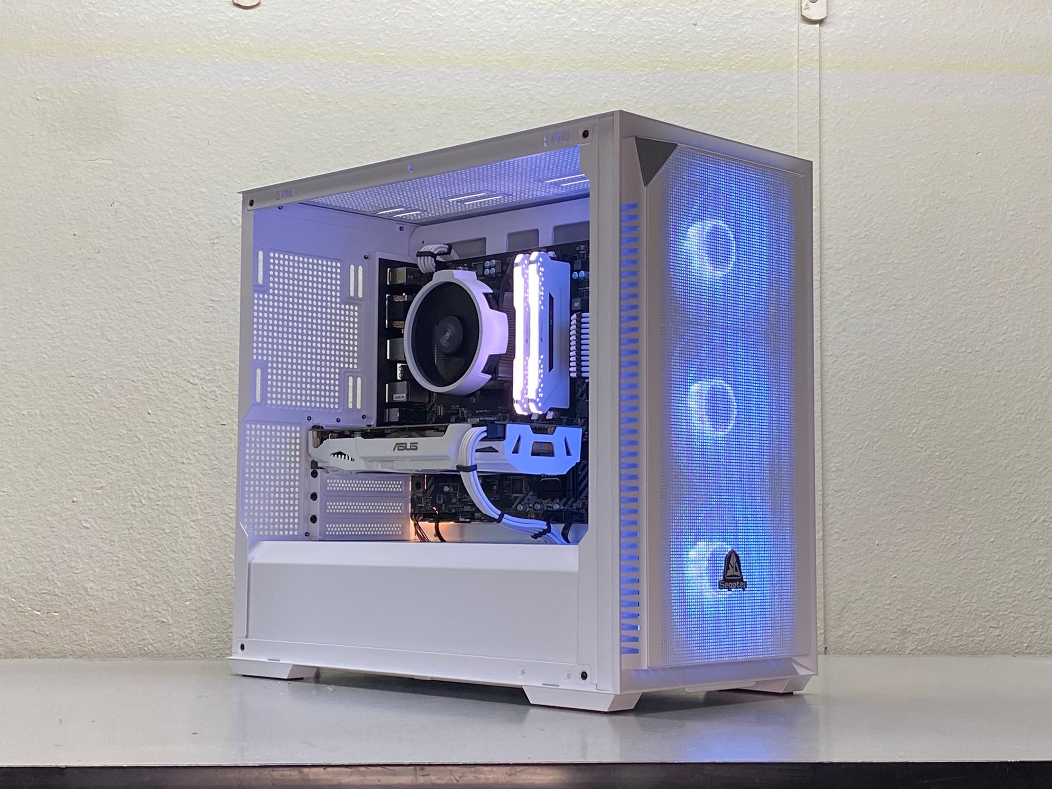 White ARGB Gaming PC | Ryzen 5 | GTX 1060 |