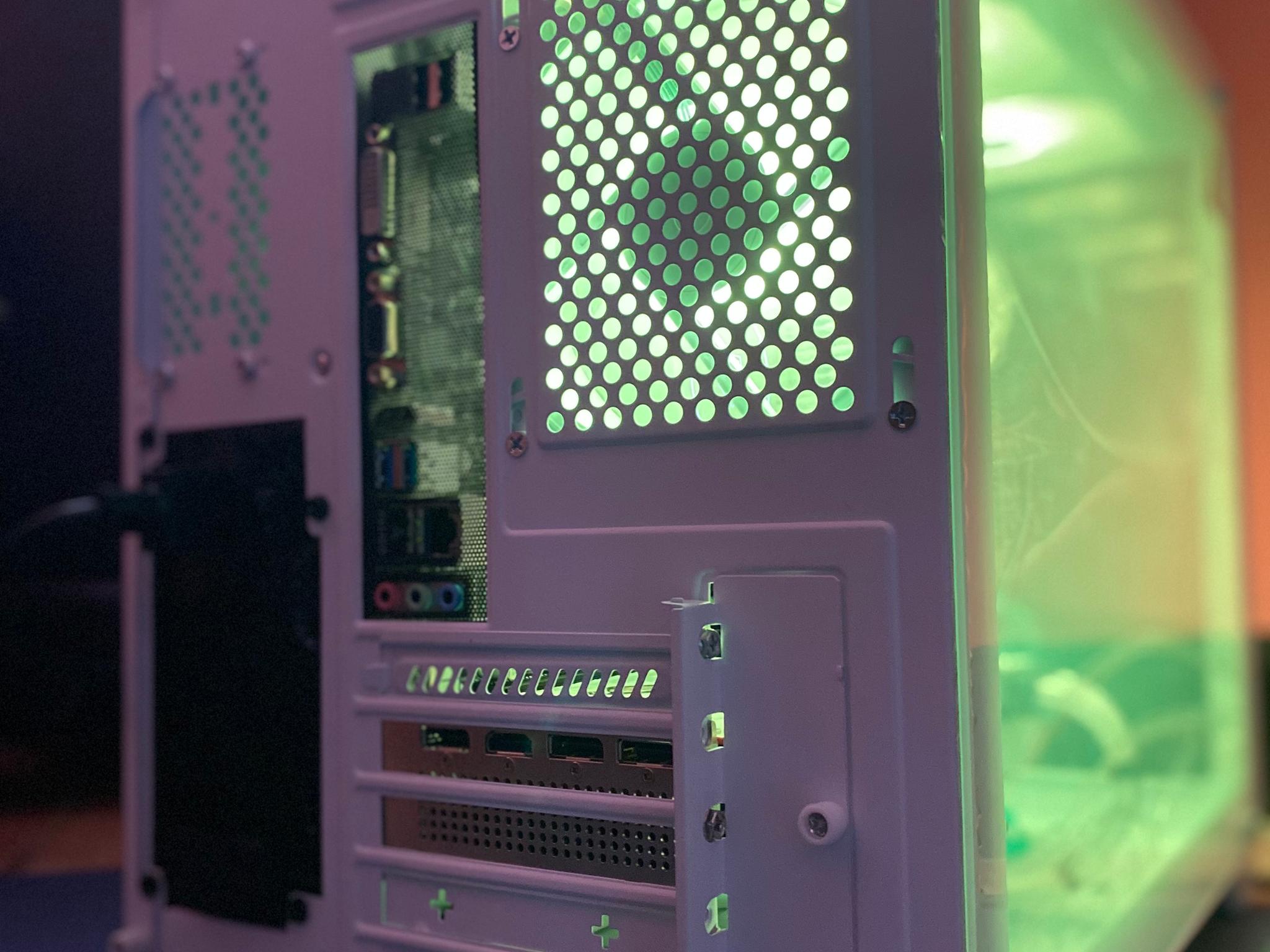 (Liquid-cooled) RX 5700XT| Ryzen 7| 16GB GLOWAY DDR4 RAM| 1TB NVMe SSD| Windows 11 PRO w/ Deku💫