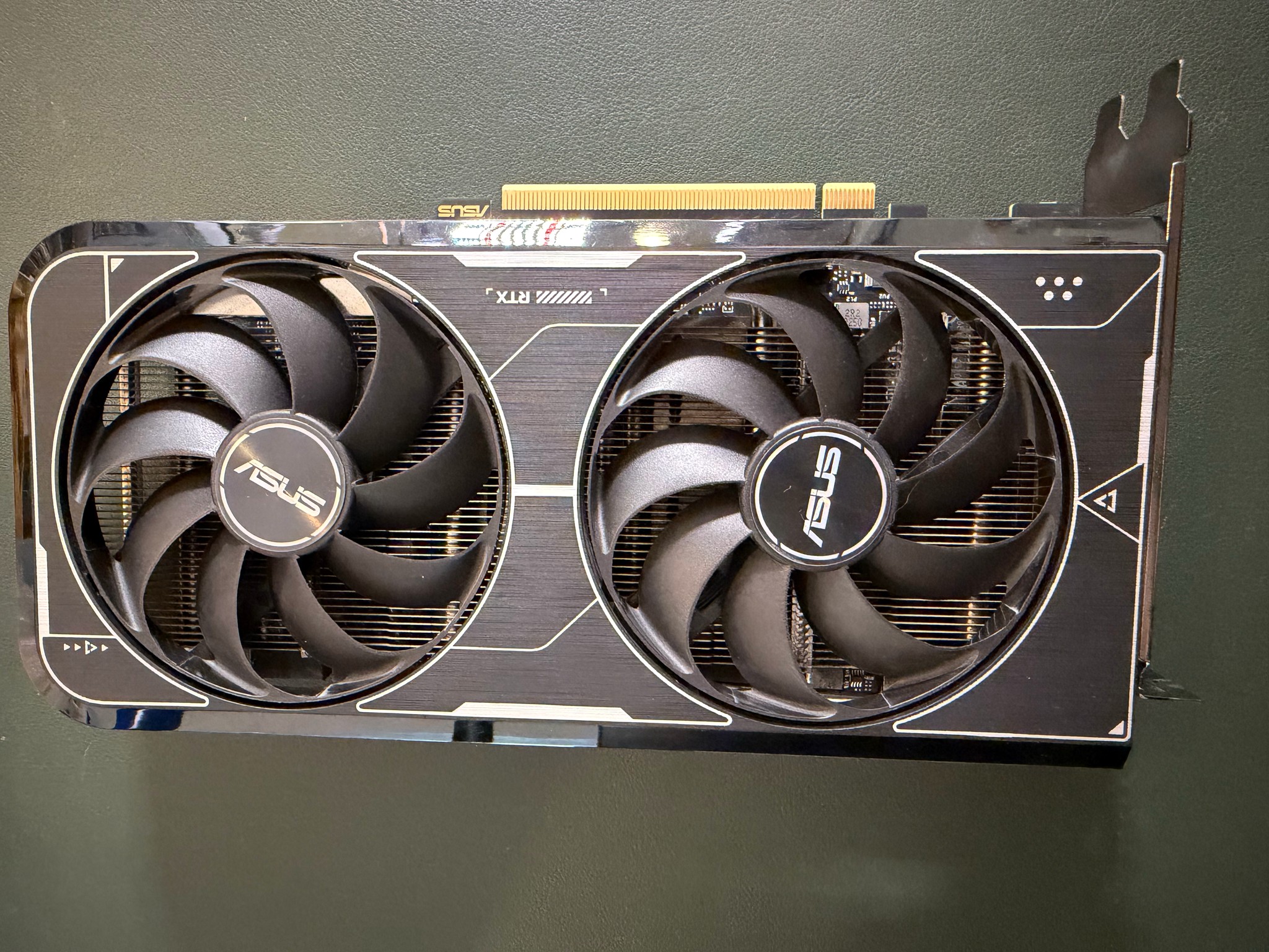 ASUS DUAL GeForce RTX 3060 Ti GDDR6X