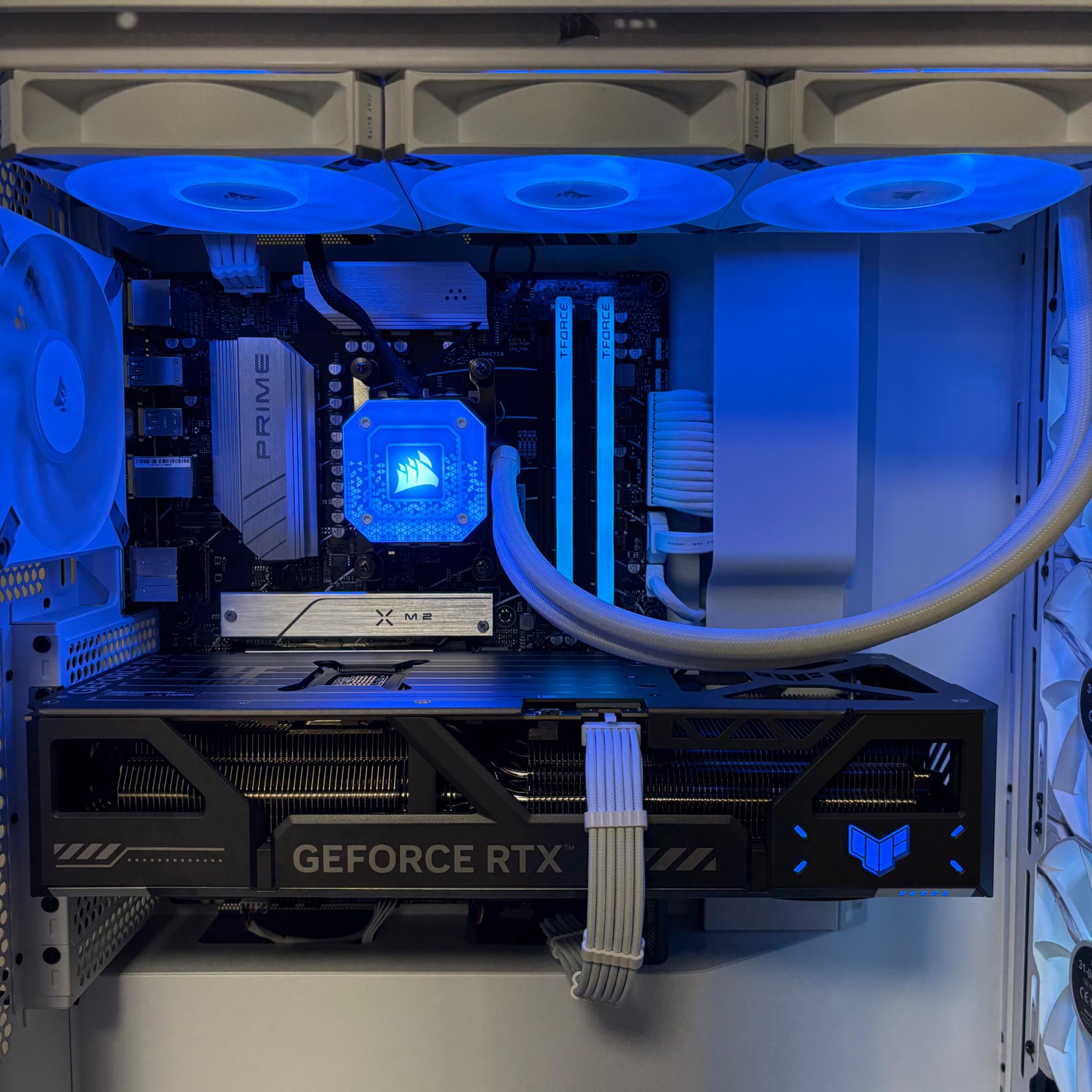 RTX 5080 | Ryzen 7 7800X3D | 32GB DDR5 | 2TB SSD | 850W PSU | 10 x Fans | AIO