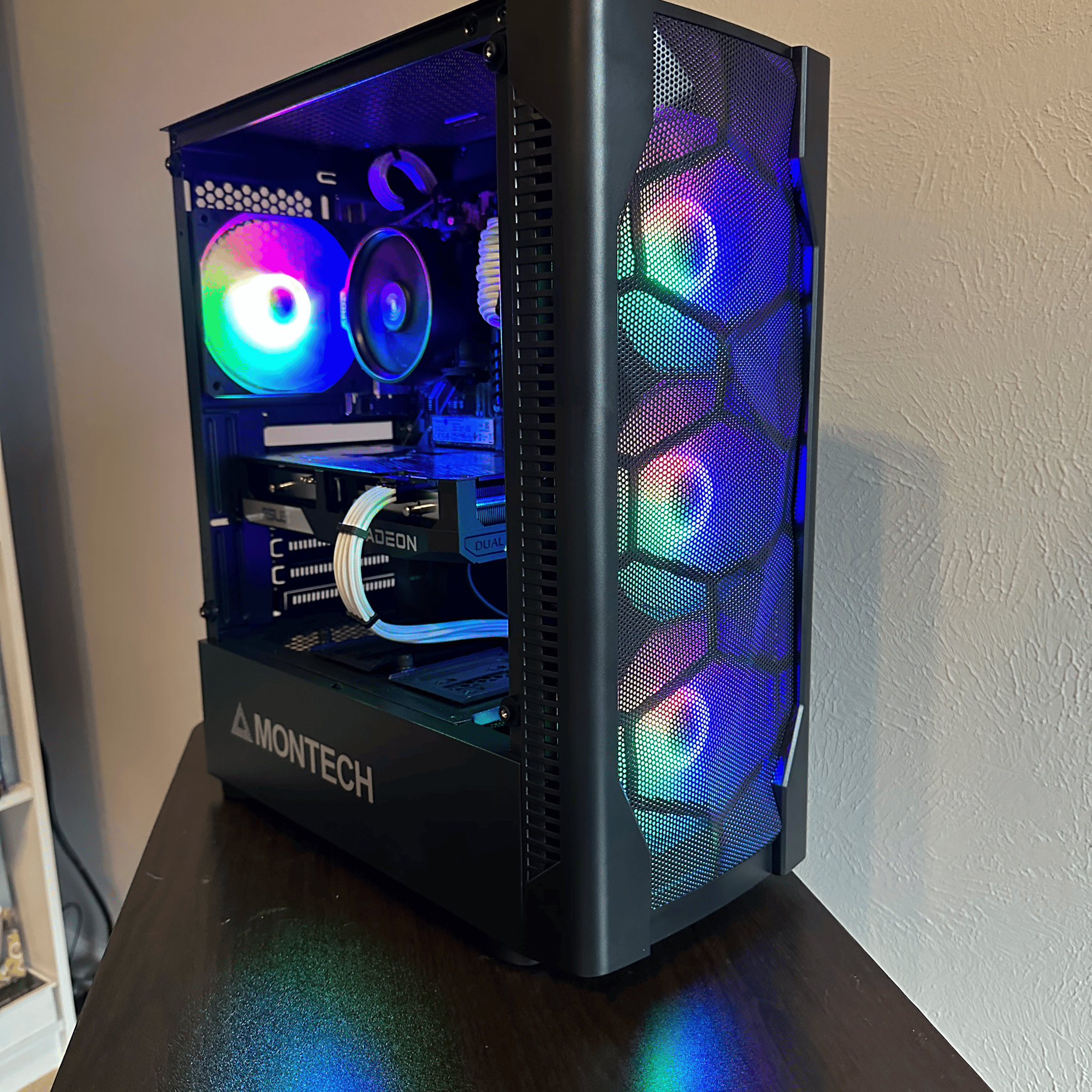 "Kronostyx" RX 6650 XT + Ryzen 3600, 16gb RAM Custom Gaming PC