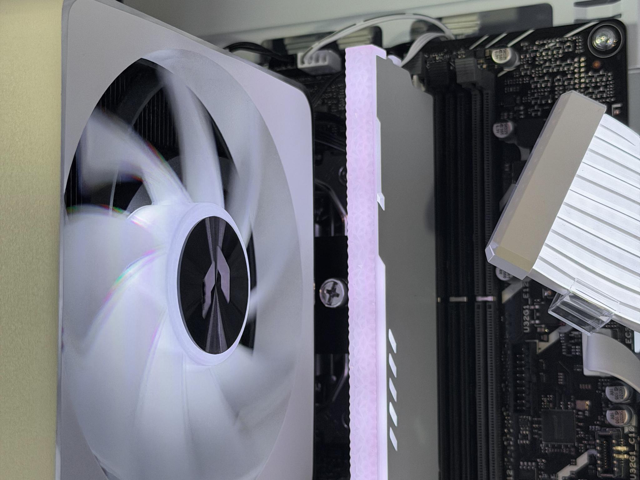 ⚪White Panda|RTX 5060 i5 12600kf⚪