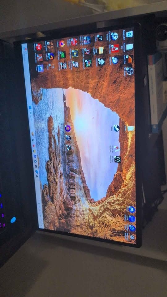 Alienware M15 R7 16 Gigs Ram Processor 12th Gen Intel(R) Core(TM) i7-12700H, 2300 Mhz