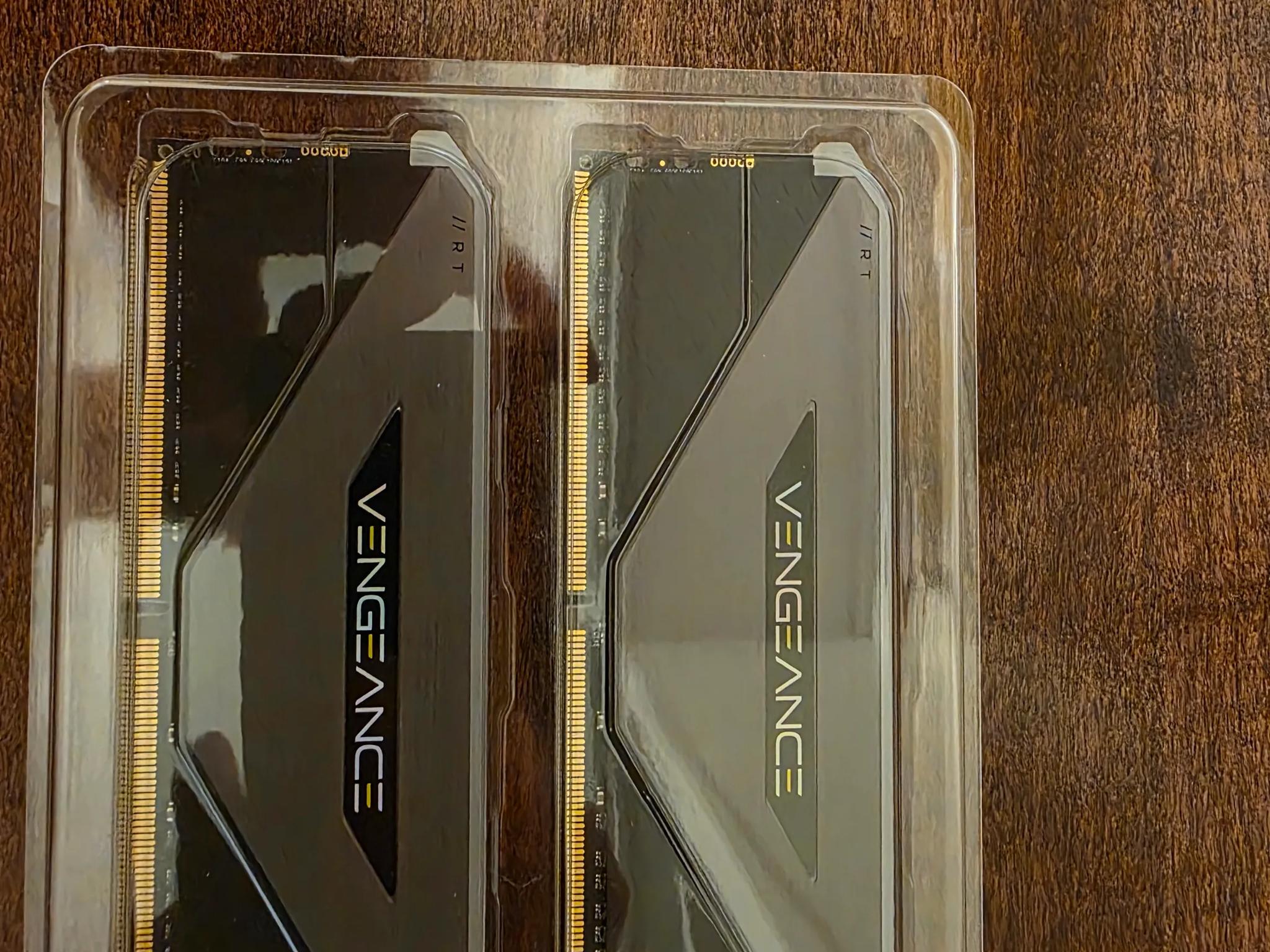 Corsair Vengeance RGB RT 32 GB (2x16) DDR4 3600MHz