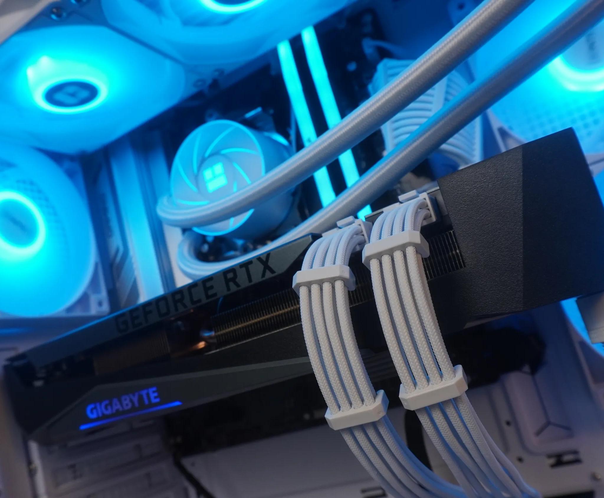 🤍AESTHETIC🤍 1440p/1080p MACHINE 💚RTX 3070ti 🧡 Ryzen 7 7700 | 1TB NVME | 32GB |