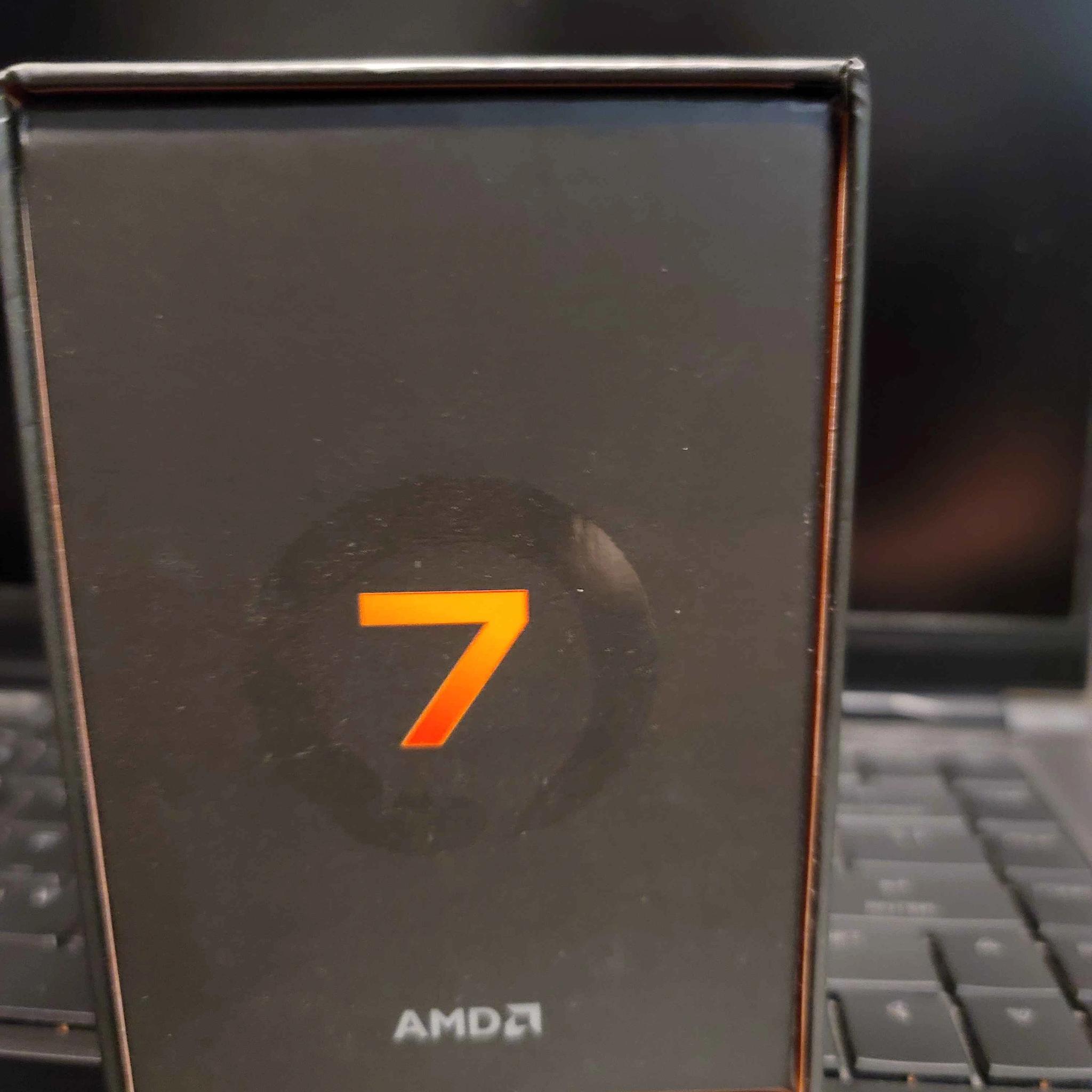 NEW Never opened AMD Ryzen 7 7800X3D