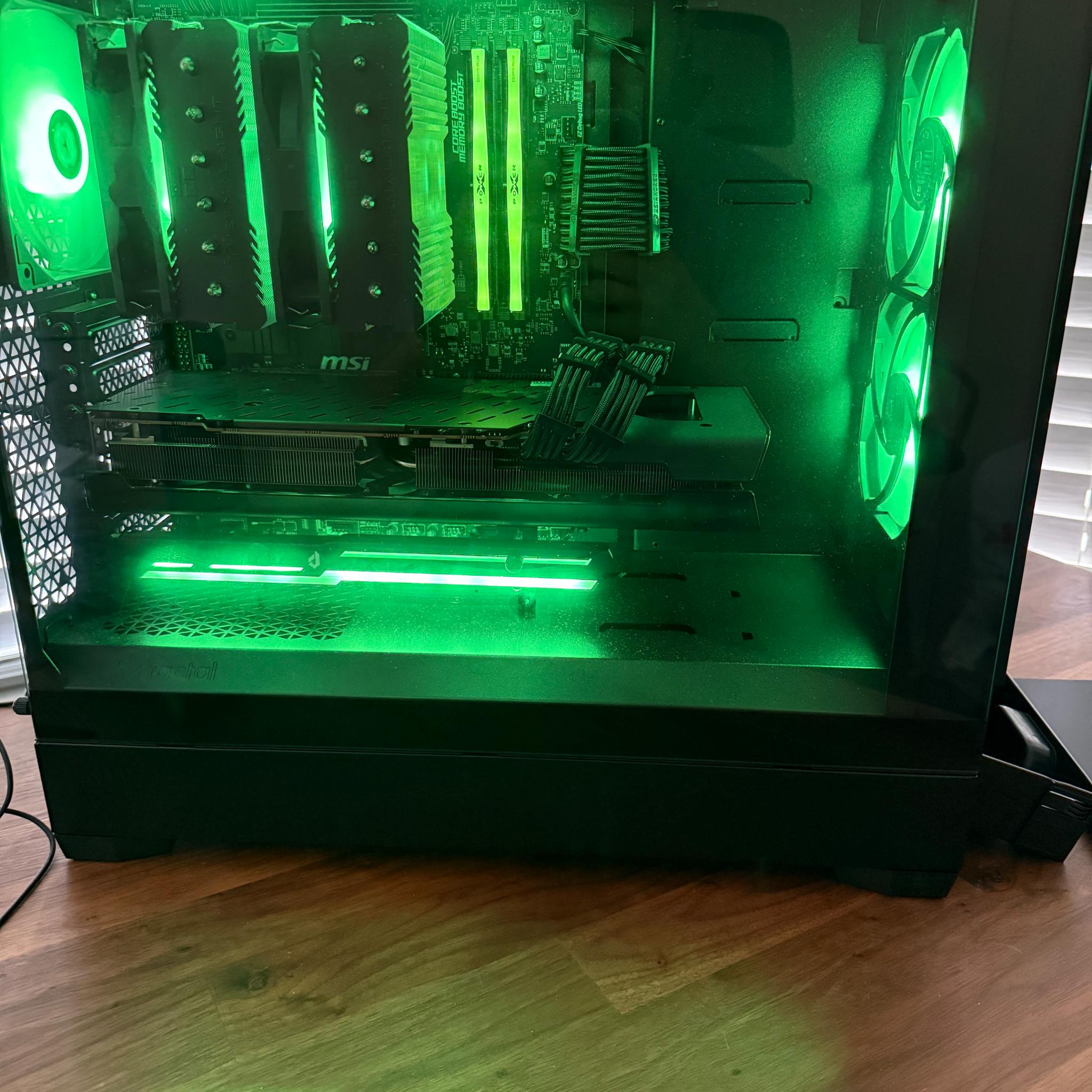 On Sale! Like New Gaming PC. Ryzen 5 7500F, Radeon RX 6800, 32GB Ram and 1TB SSD