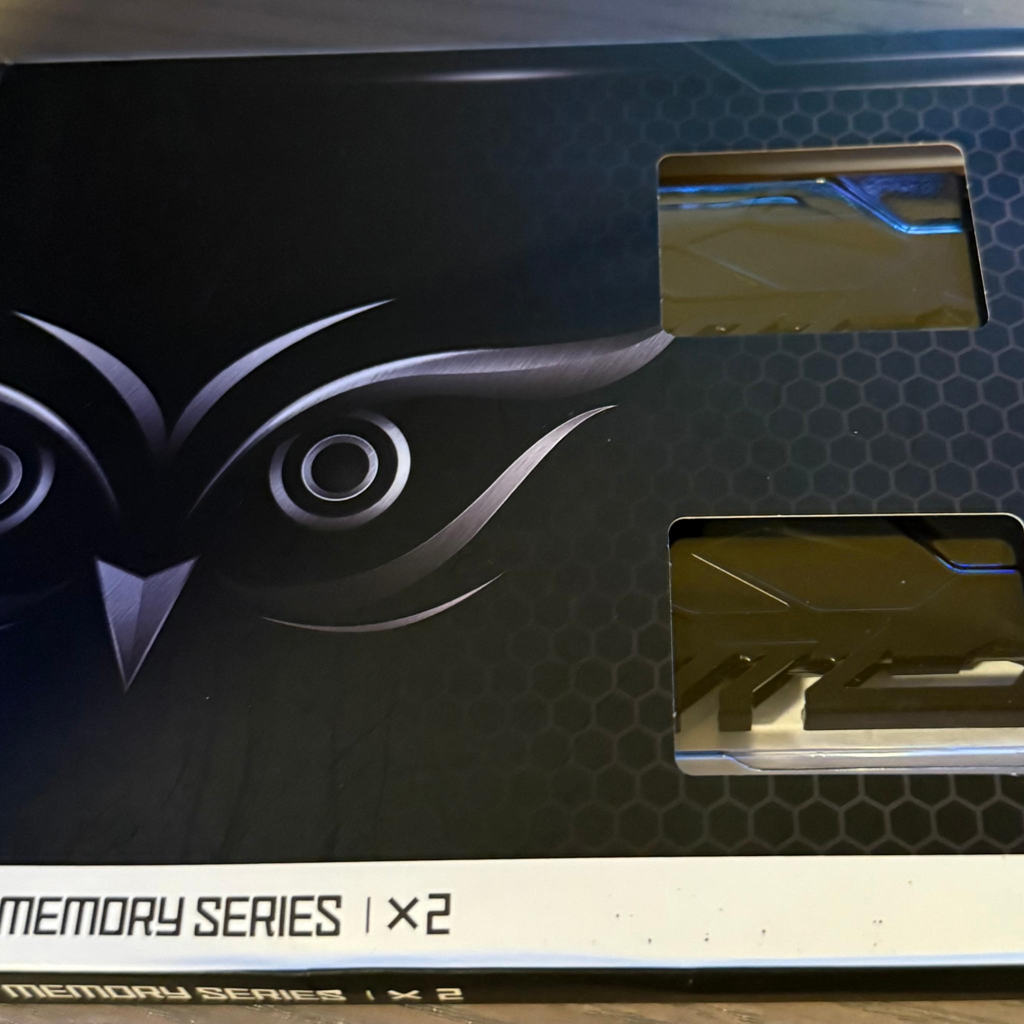 OLOy OWL 16GB (8GBx2) DDR4 3200MHz RAM (MD4U0832160BJ0DA B)