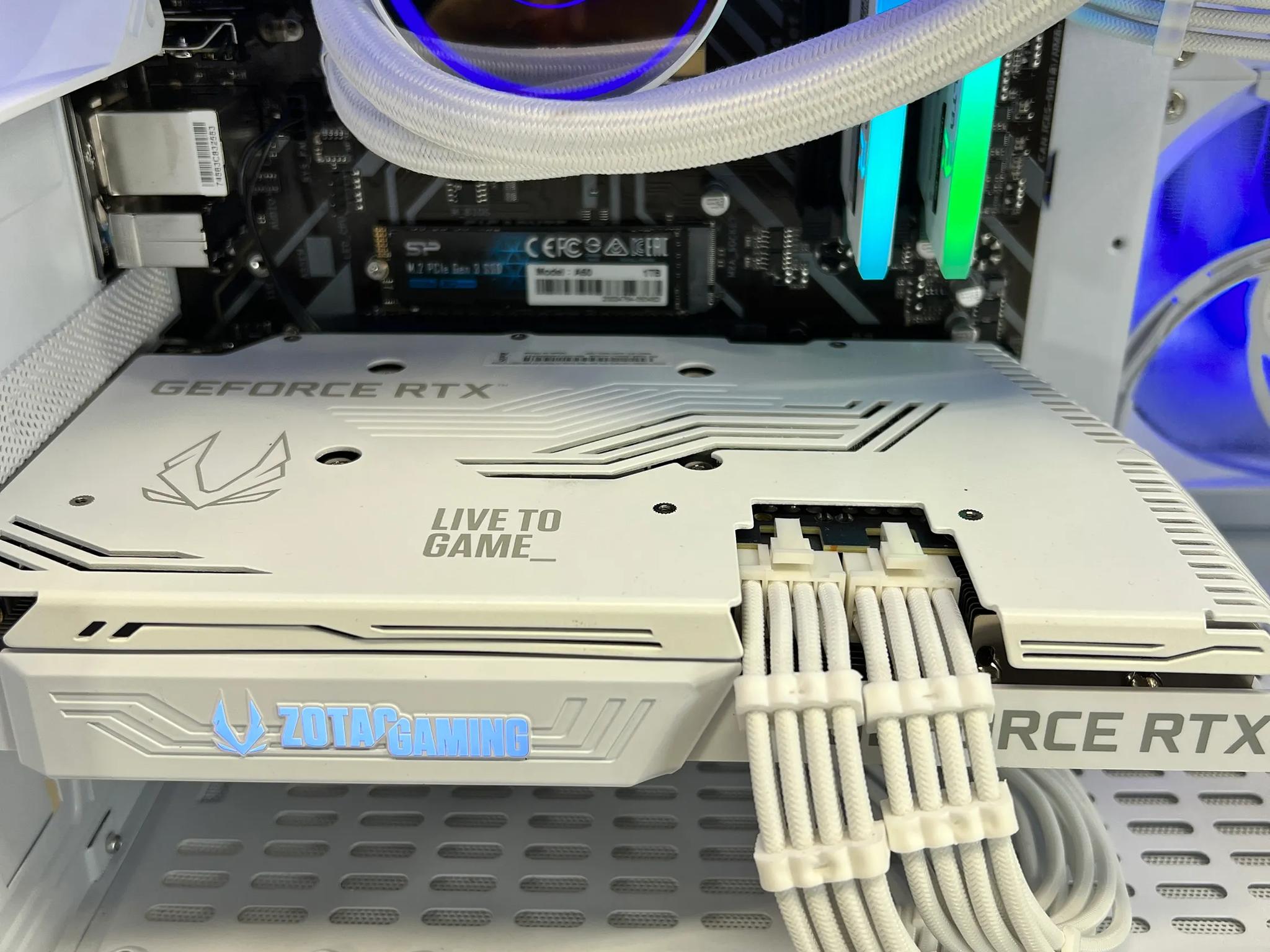 Ryzen 5 5600X RTX 3070 16GB RAM 1TB M.2 Gaming PC