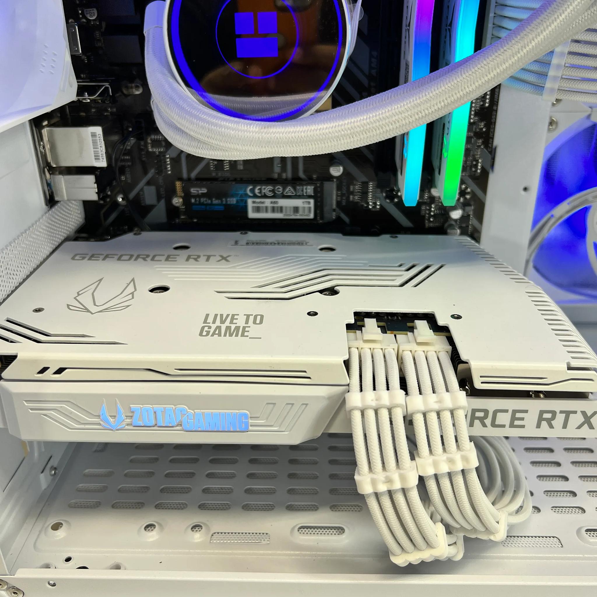 Ryzen 5 5600X RTX 3070 16GB RAM 1TB M.2 Gaming PC