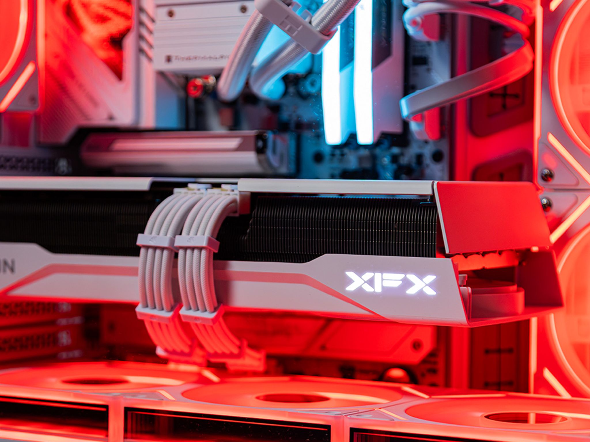 The Perfect Hybrid Gaming PC
