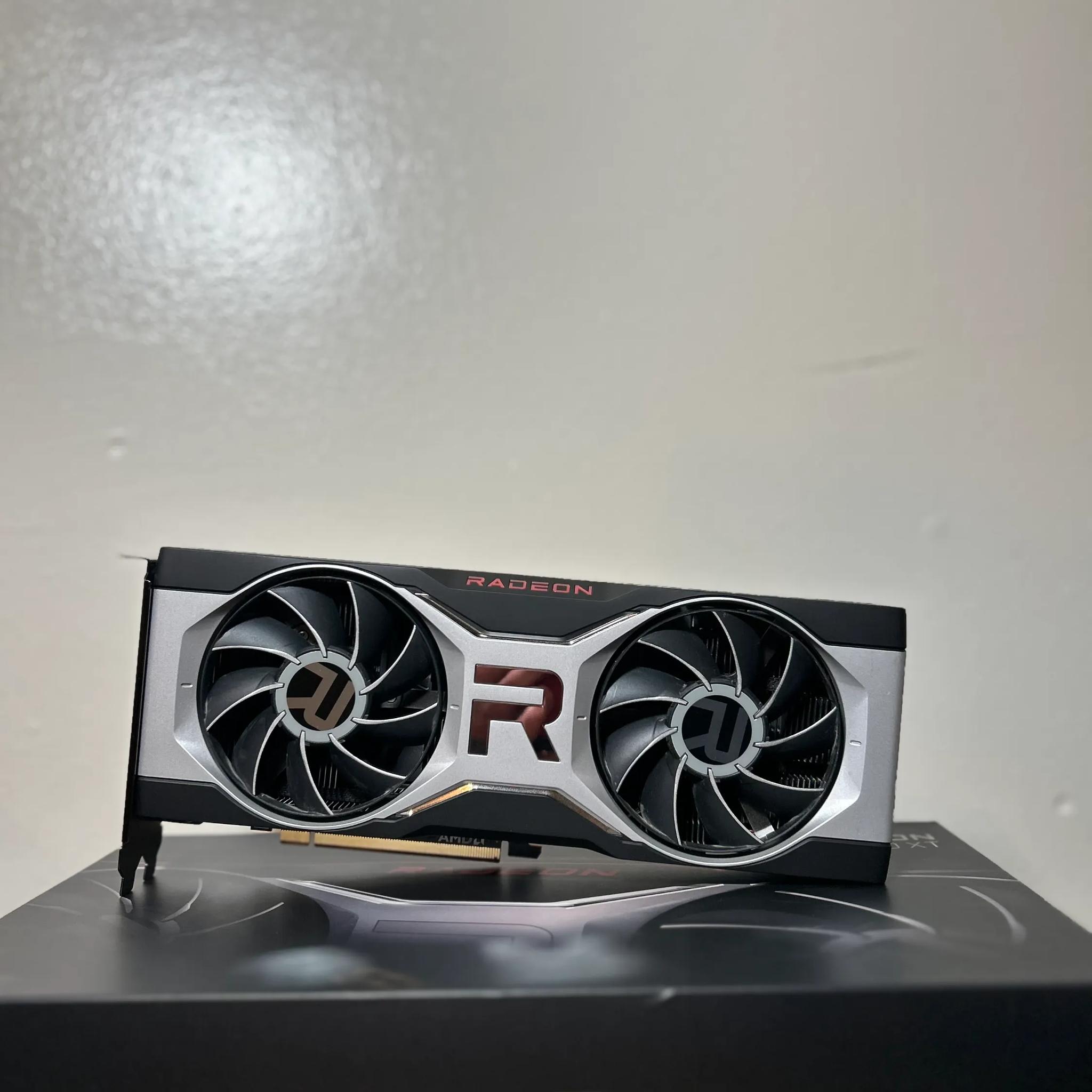 AMD Radeon Reference RX 6700XT