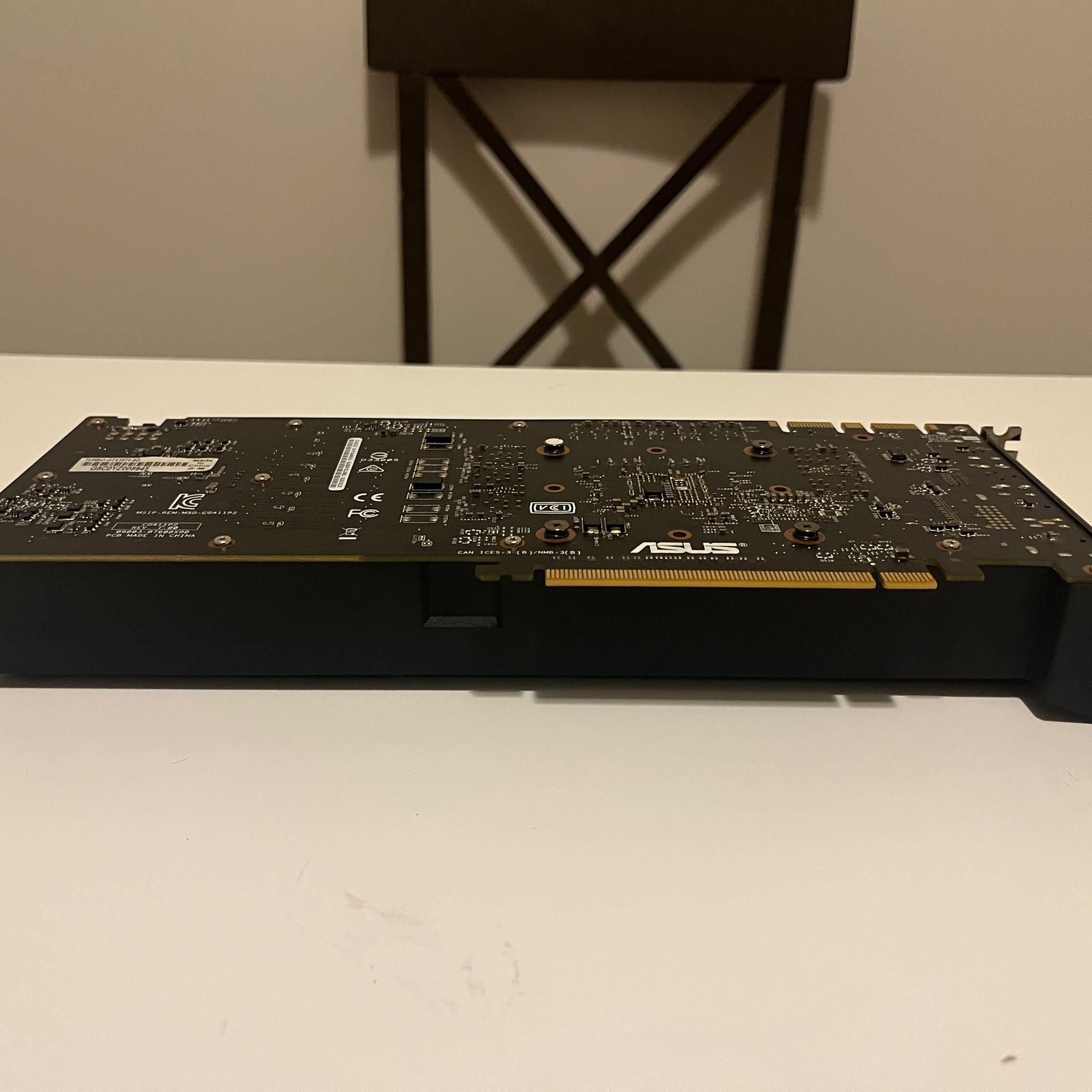 ASUS Turbo 1070 8GB