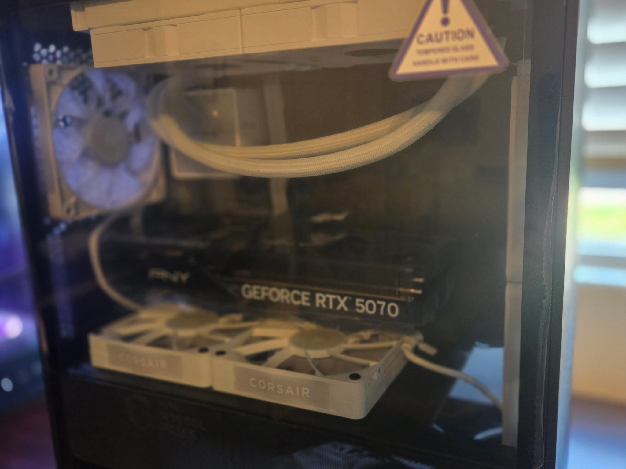 I5 14th Gen CPU pny rtx 5070 12GB oc triple fan 16gb team force delta rgb 6000mhz 2 tb ssd