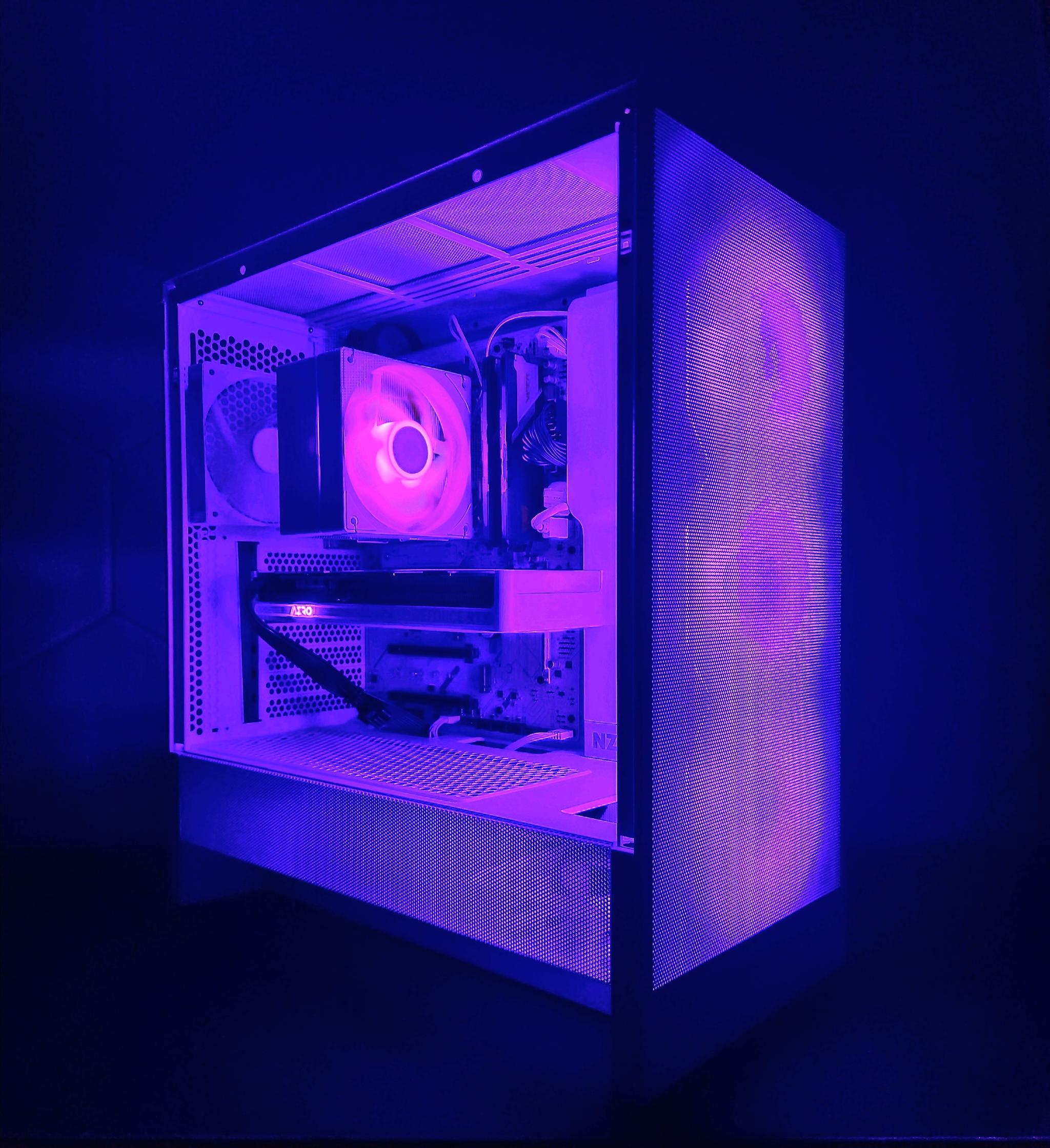 "Athena" RTX 5060 | Ryzen 5 7600X | 16GB DDR5 | 1TB SSD | WIFI+BT