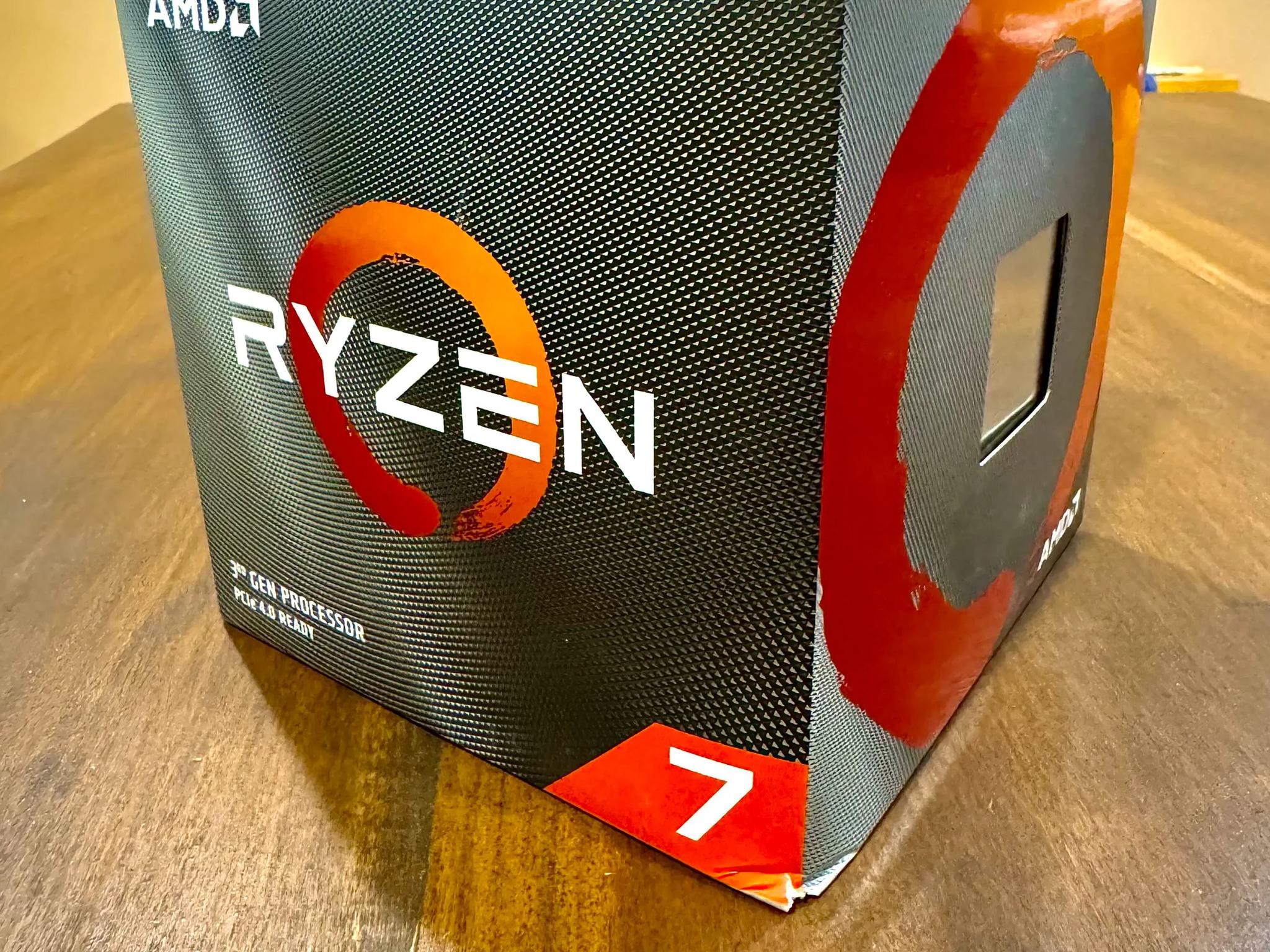AMD Ryzen 7 3800X + Stock Cooler